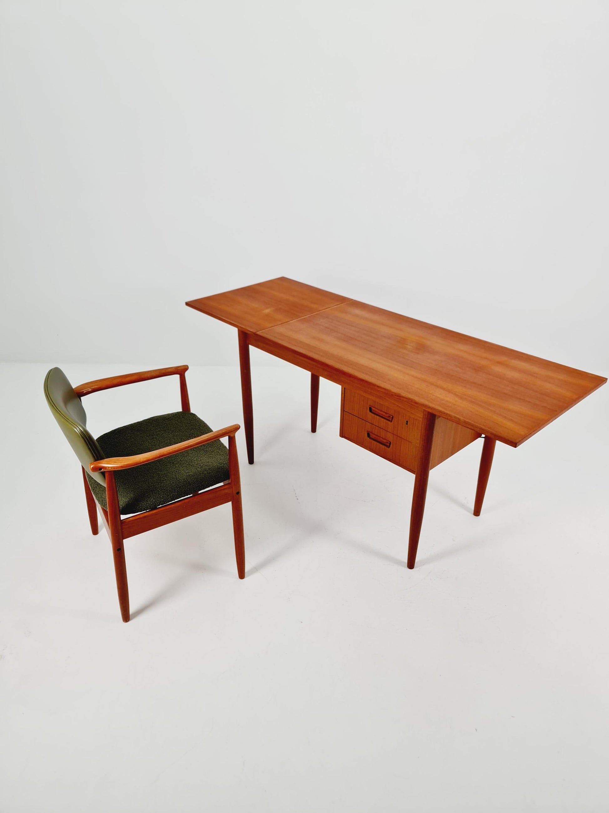 Mid century Danish leaf Drop teak desk By Gunnar Nielsen Tibergaard , 1960s