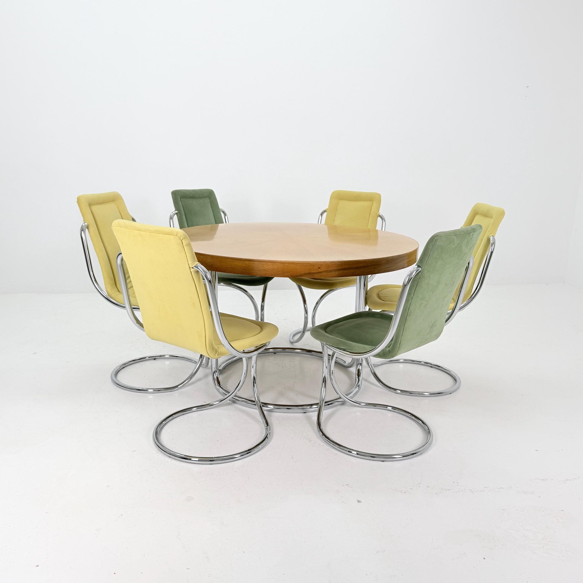 Set of 6 Mid Century Italian Dining Chairs by Tecnosalotto, 1970s