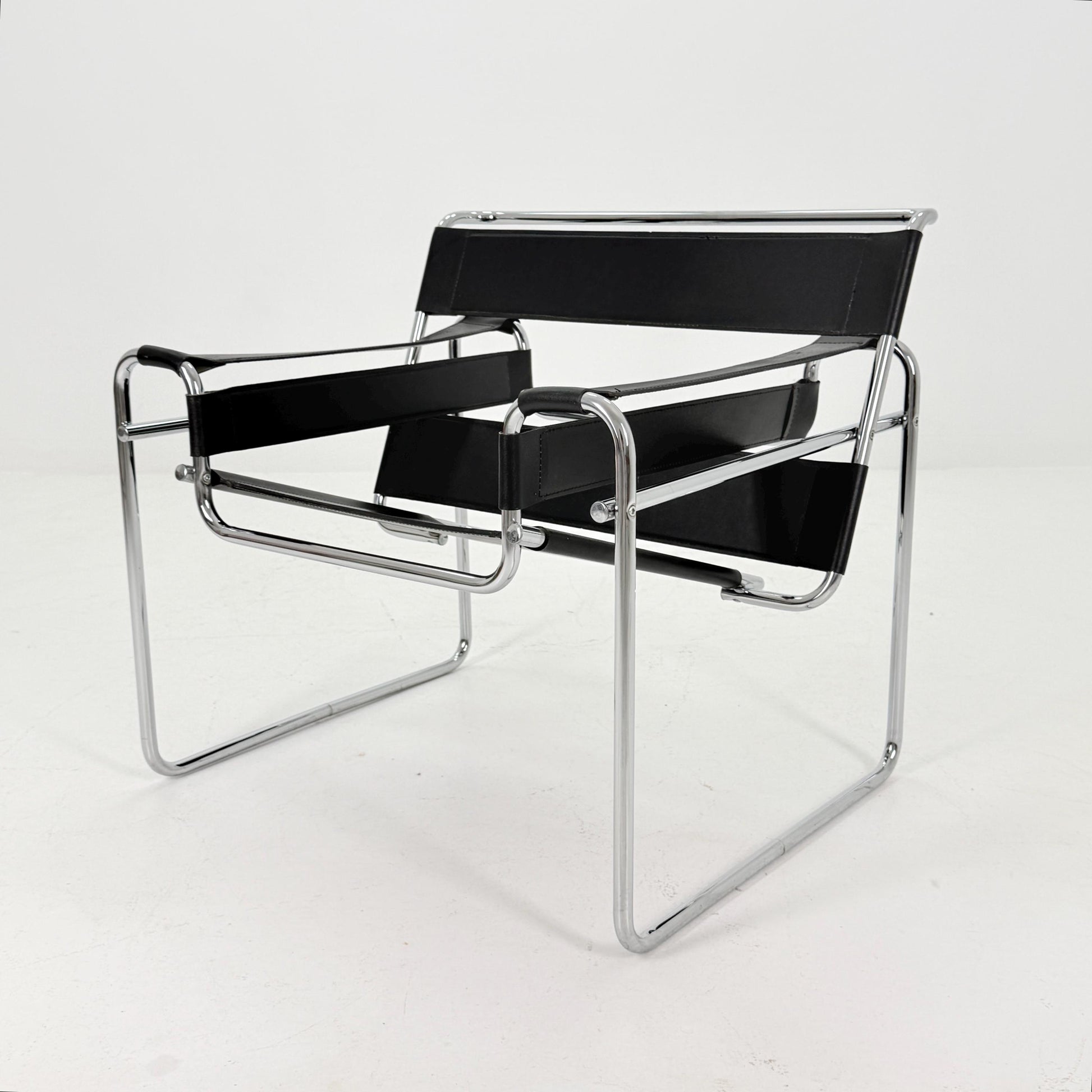 1 of 5 Mid century black B3 armchair WASSILY by Marcel Brauer, 1990s Italy