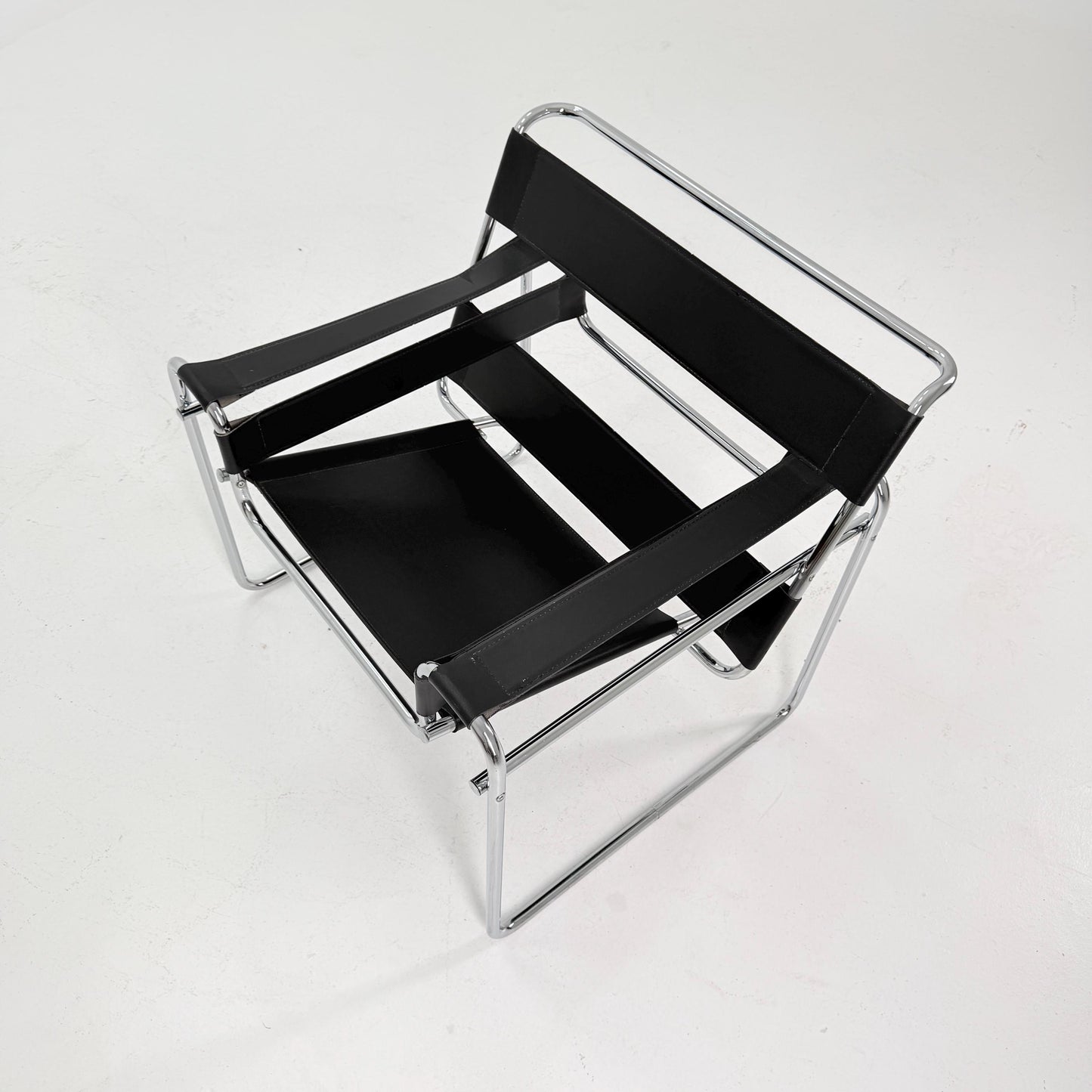 1 of 5 Mid century black B3 armchair WASSILY by Marcel Brauer, 1990s Italy