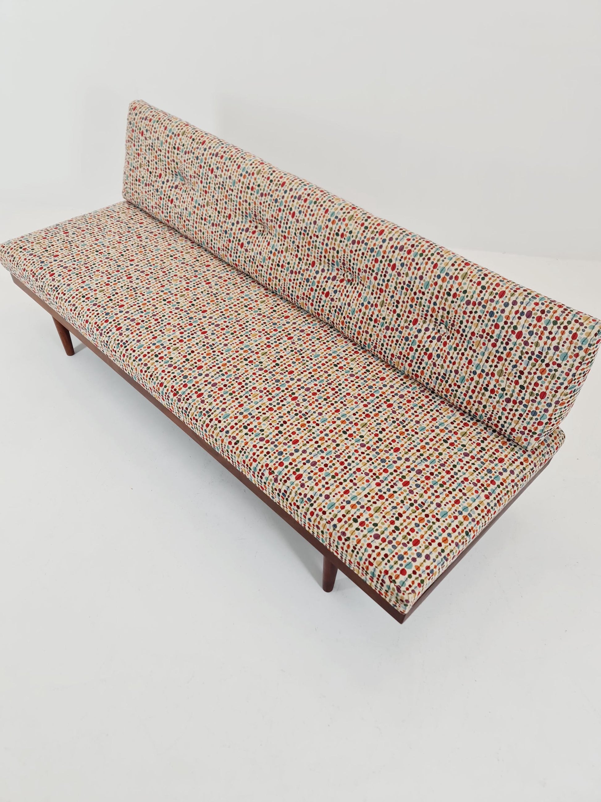 Ingmar Relling “Svane” Daybed – Norwegian Mid-Century Modern Sofa 1960s