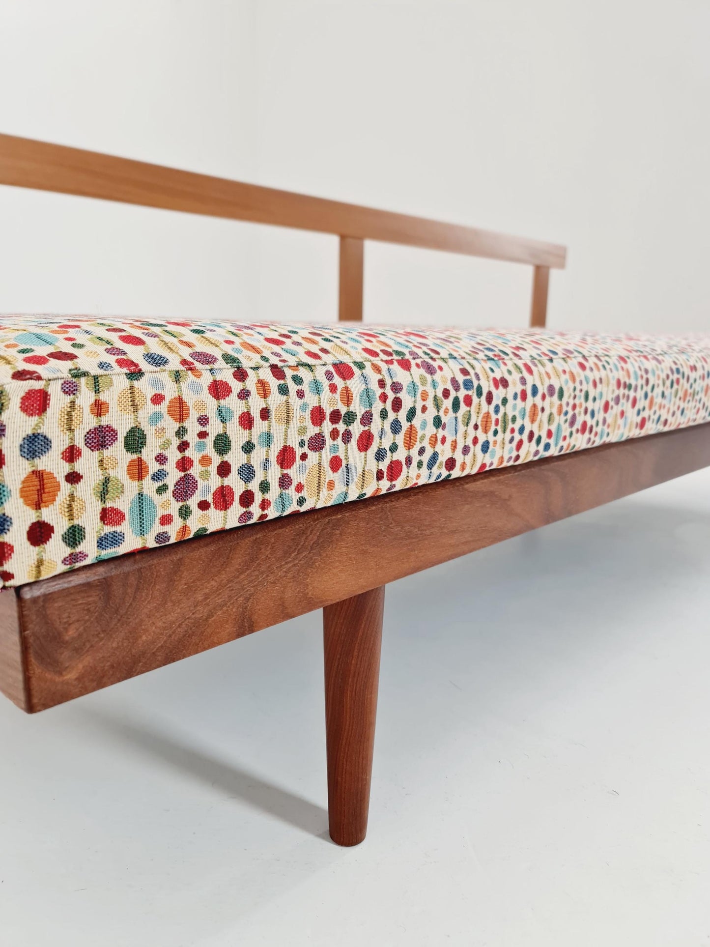Ingmar Relling “Svane” Daybed – Norwegian Mid-Century Modern Sofa 1960s