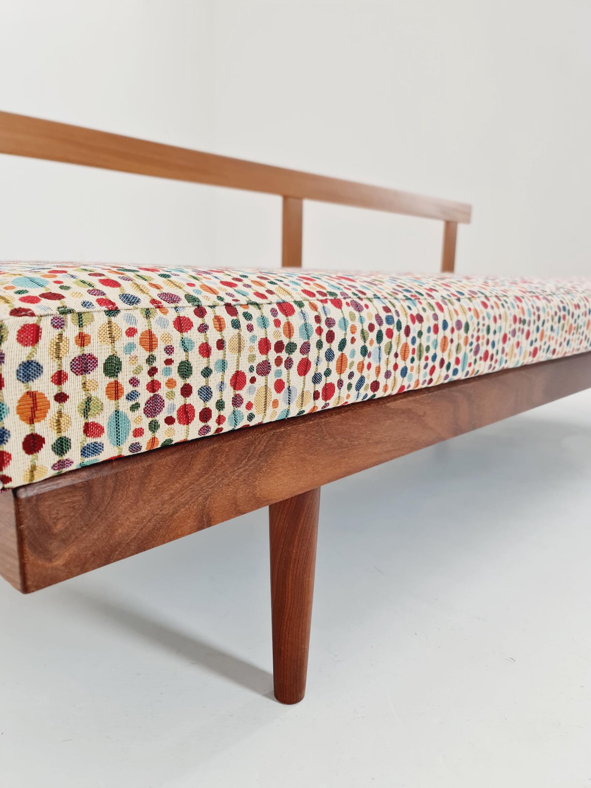 Ingmar Relling “Svane” Daybed – Norwegian Mid-Century Modern Sofa 1960s