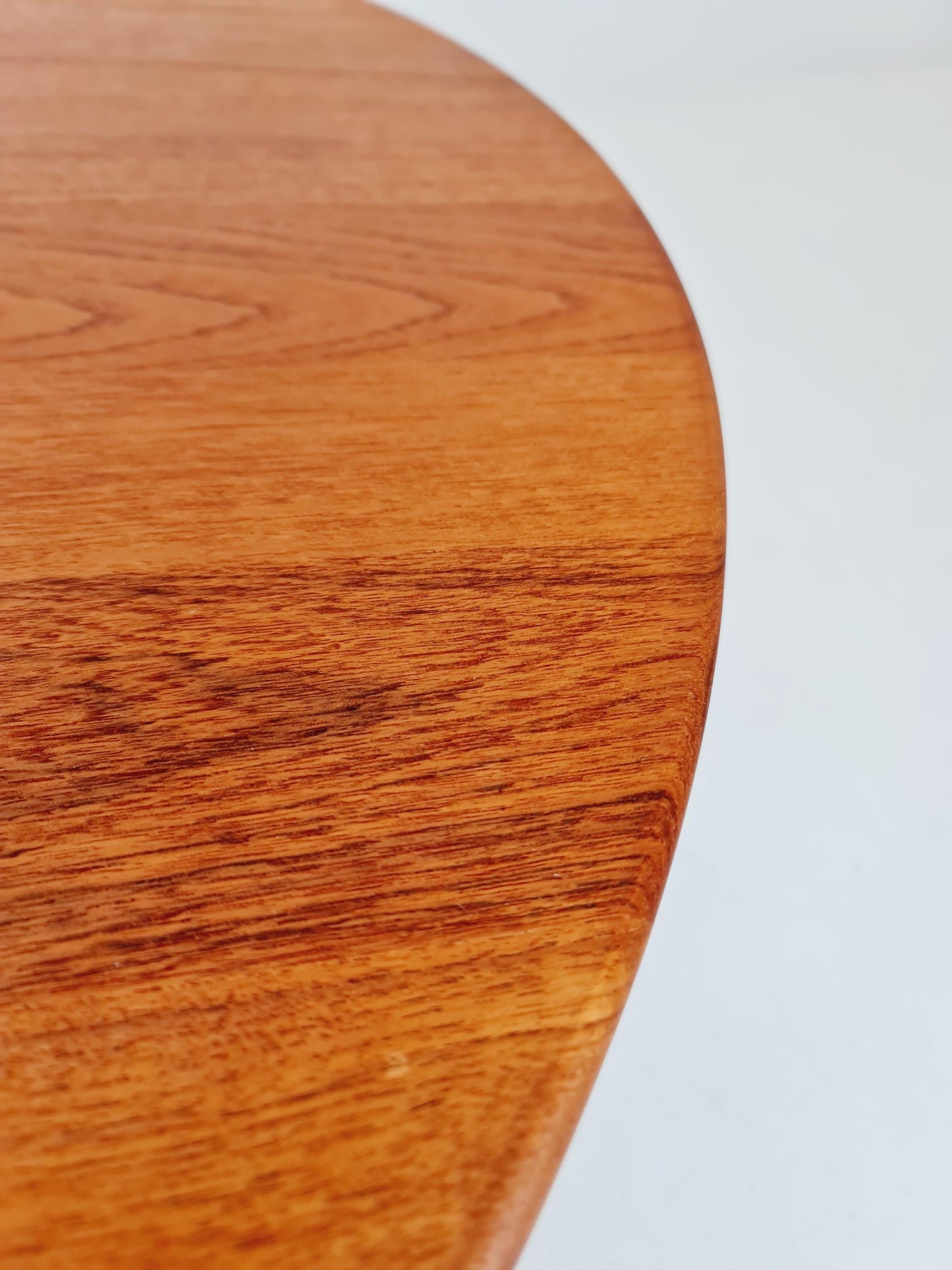 mid centuy Dansih Coffe talbe / dining Table by K.P Möbler 1950s