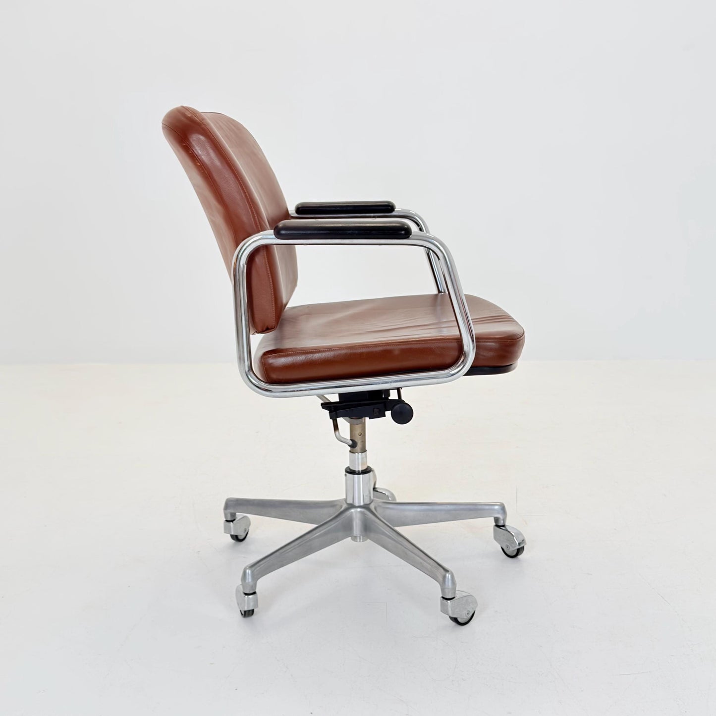 Mid-Century Italian office armchair attributed to Ico Parisi for MIM Roma Italy 1980s