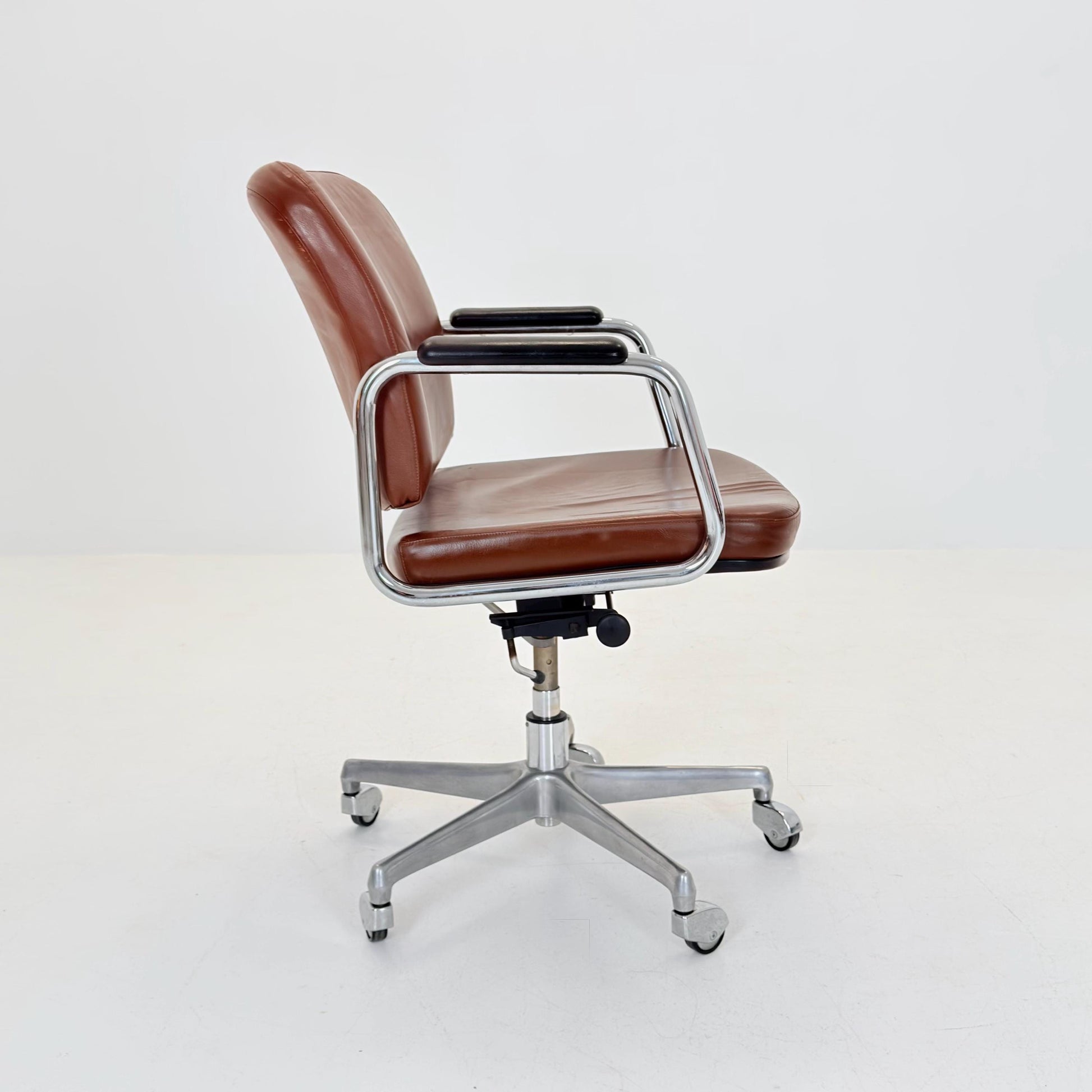 Mid-Century Italian office armchair attributed to Ico Parisi for MIM Roma Italy 1980s