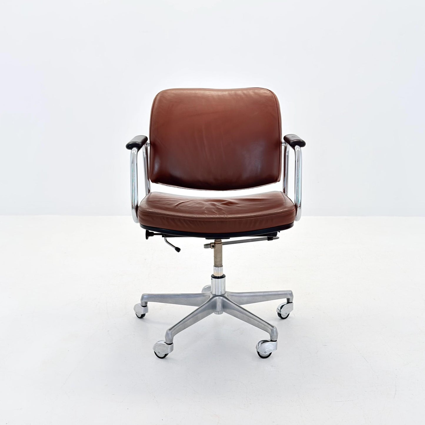 Mid-Century Italian office armchair attributed to Ico Parisi for MIM Roma Italy 1980s