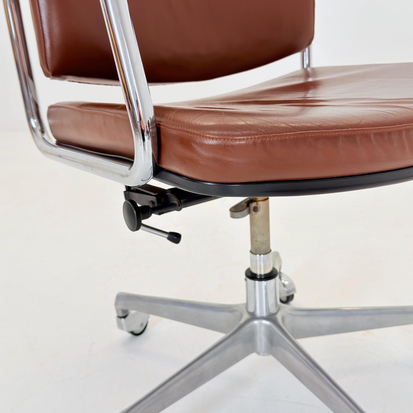 Mid-Century Italian office armchair attributed to Ico Parisi for MIM Roma Italy 1980s