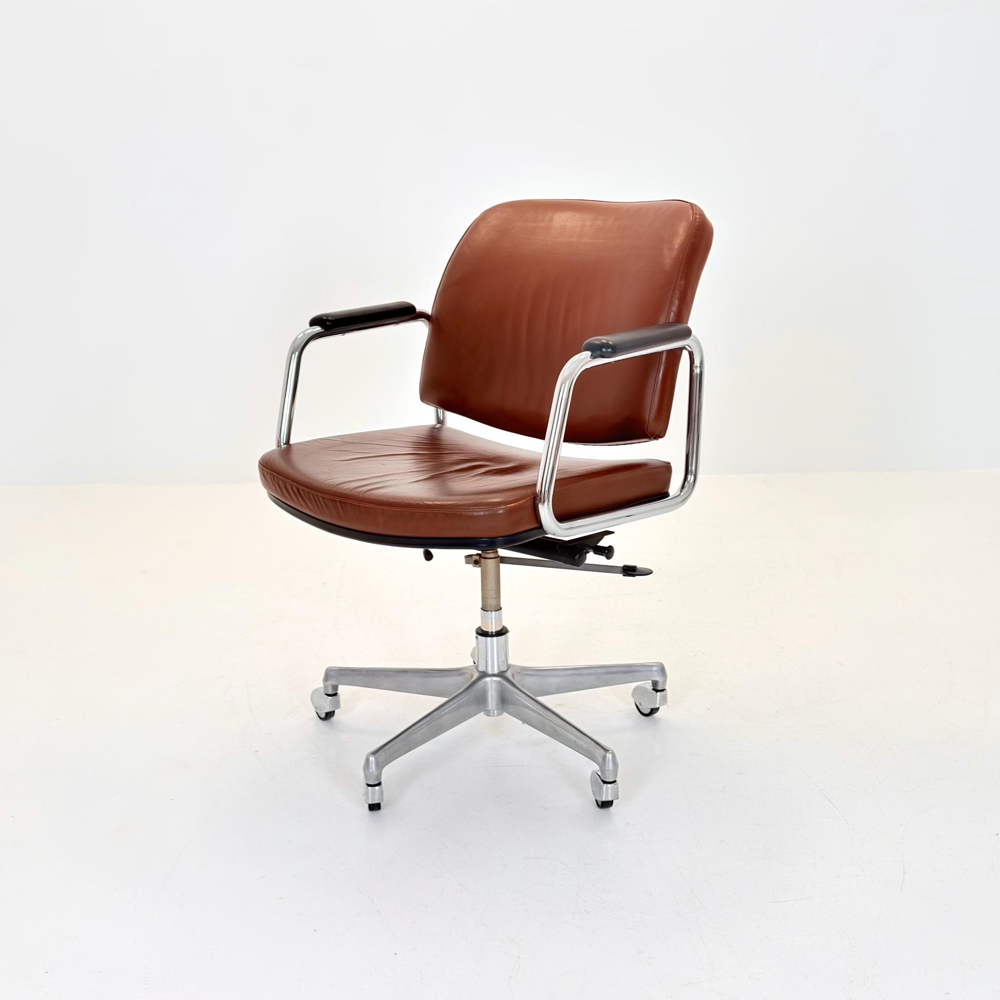 Mid-Century Italian office armchair attributed to Ico Parisi for MIM Roma Italy 1980s