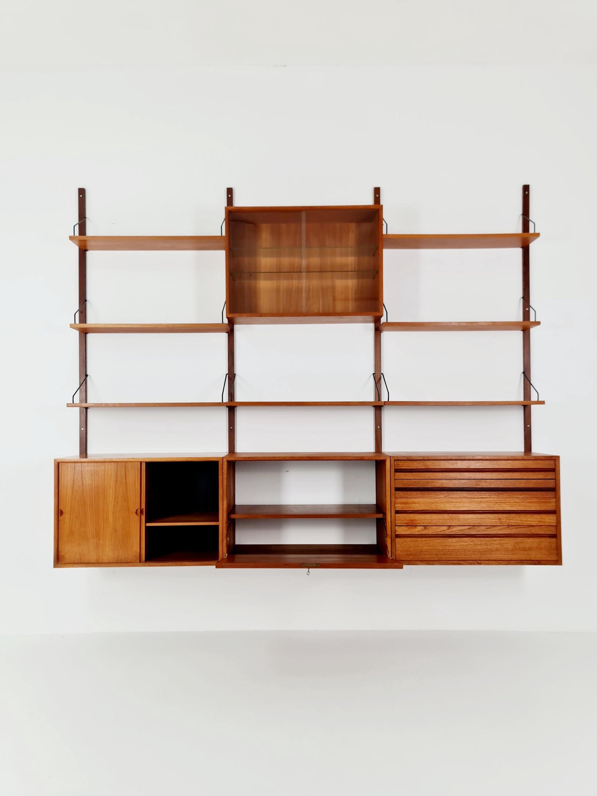Big Mid century Danish Teak Wall Unit with 3 cabinets with show case by Poul Cadovius for Cado, Denmark, 1960s