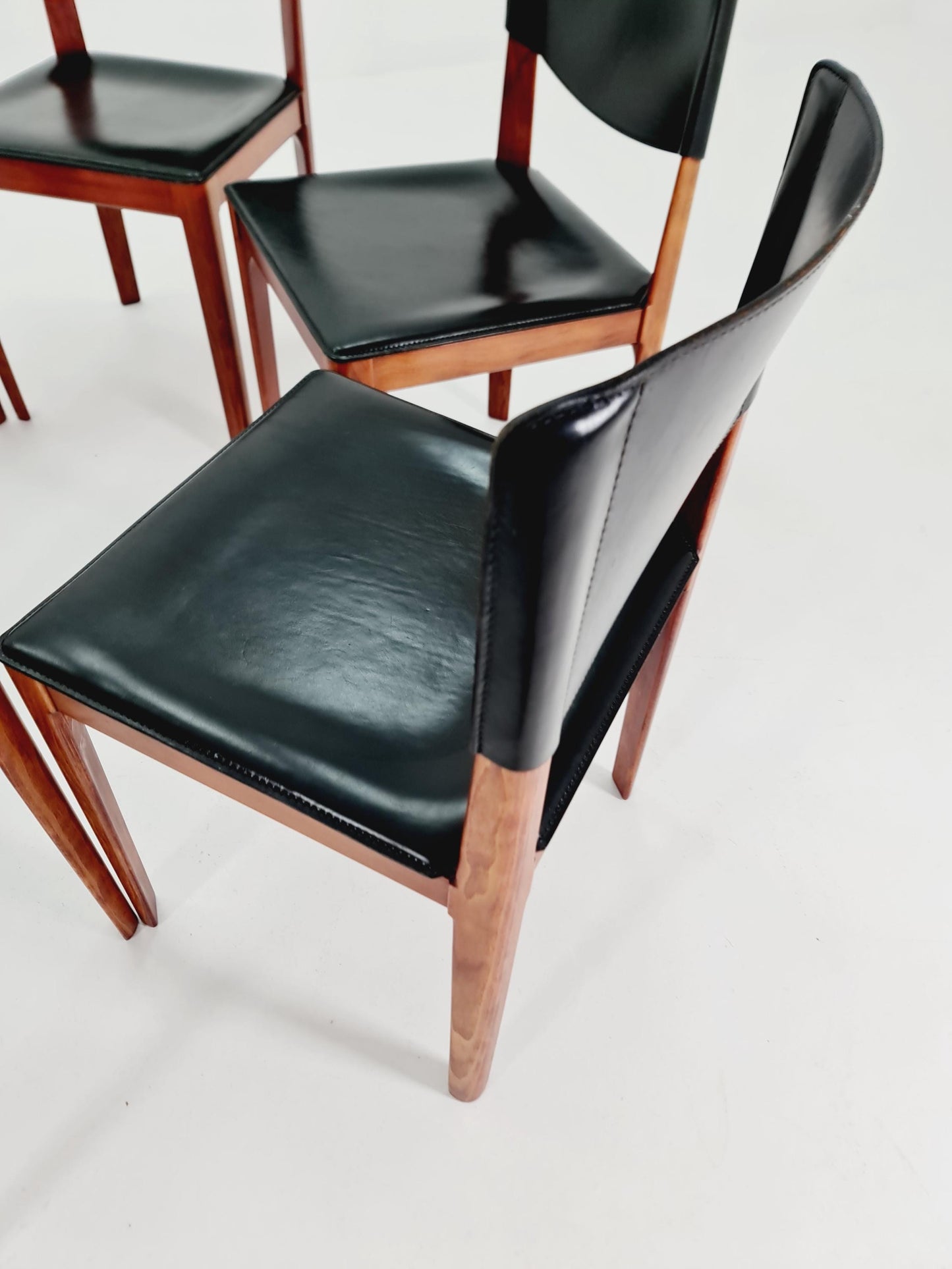 Midcentury Italien Dining Leather chairs by Matteo Grassi , set of 6