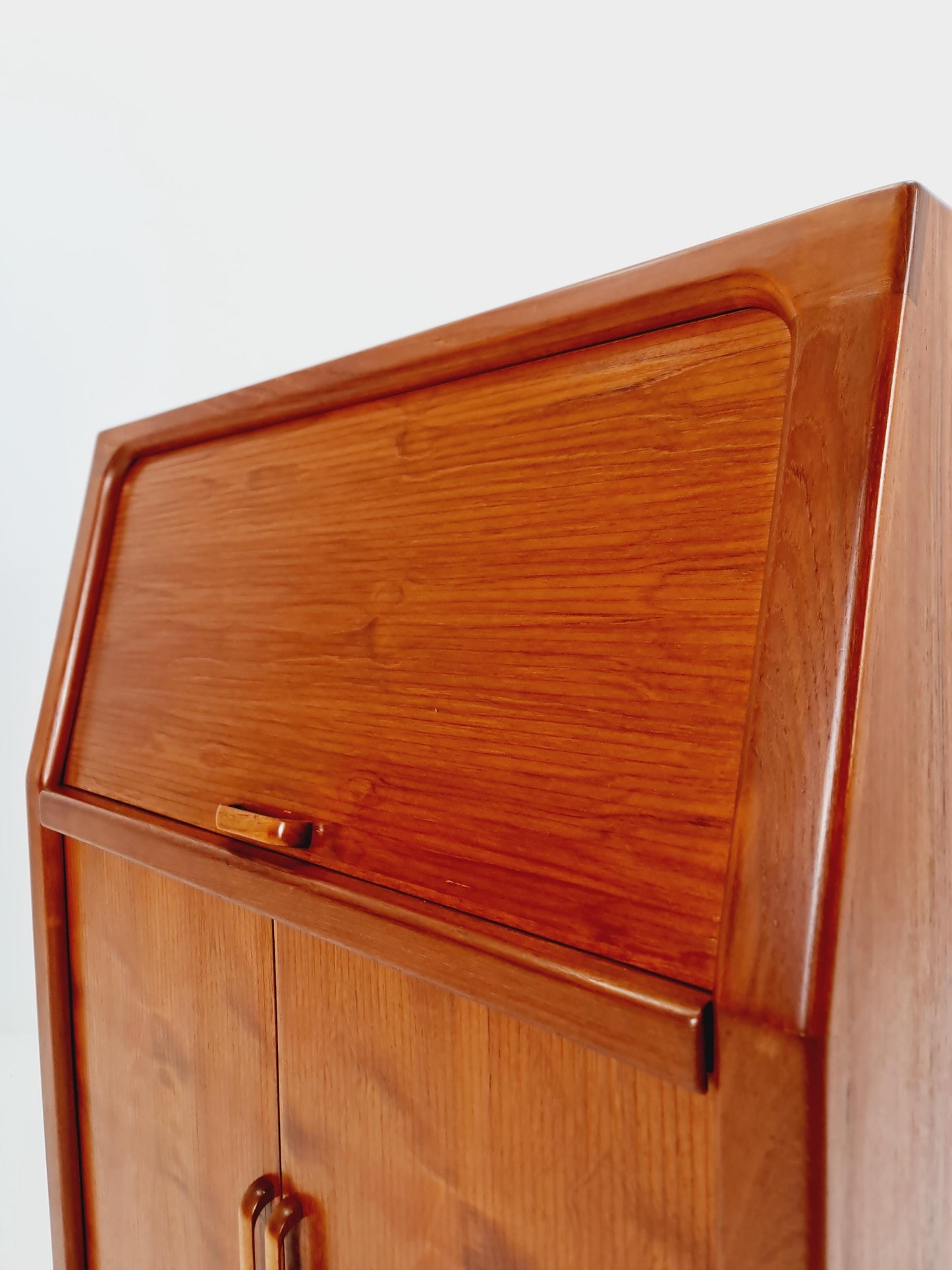 Midcentury Danish Teak vintage Secretary by E.Glasdam Jemsem for Vantinge Möbel industri 1970s