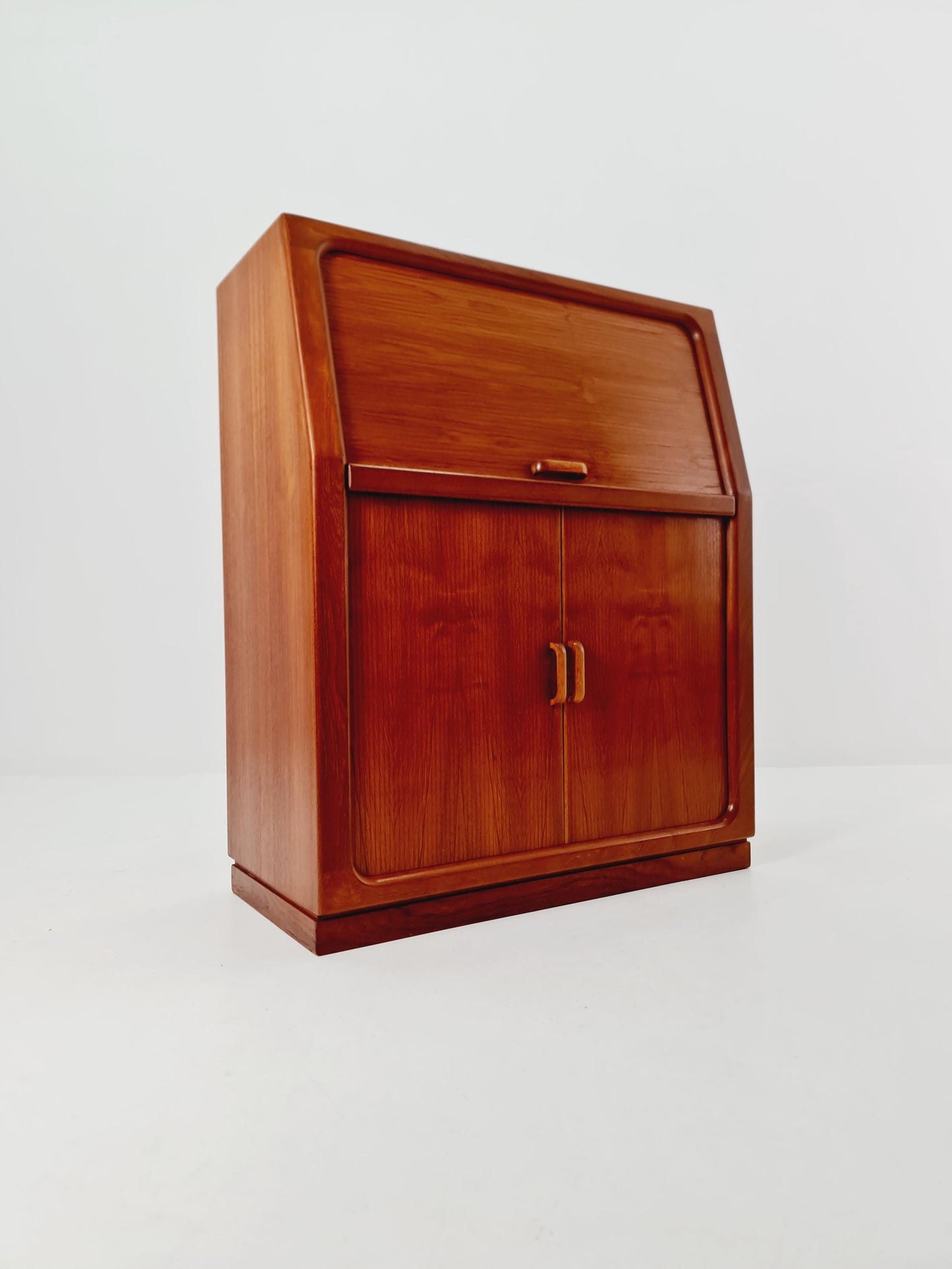 Midcentury Danish Teak vintage Secretary by E.Glasdam Jemsem for Vantinge Möbel industri 1970s