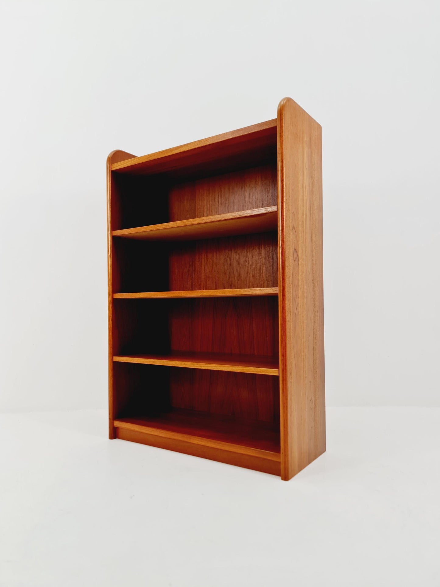 Danish freestanding vintage bookshelf system/ book case teak, Bornholm 1970s