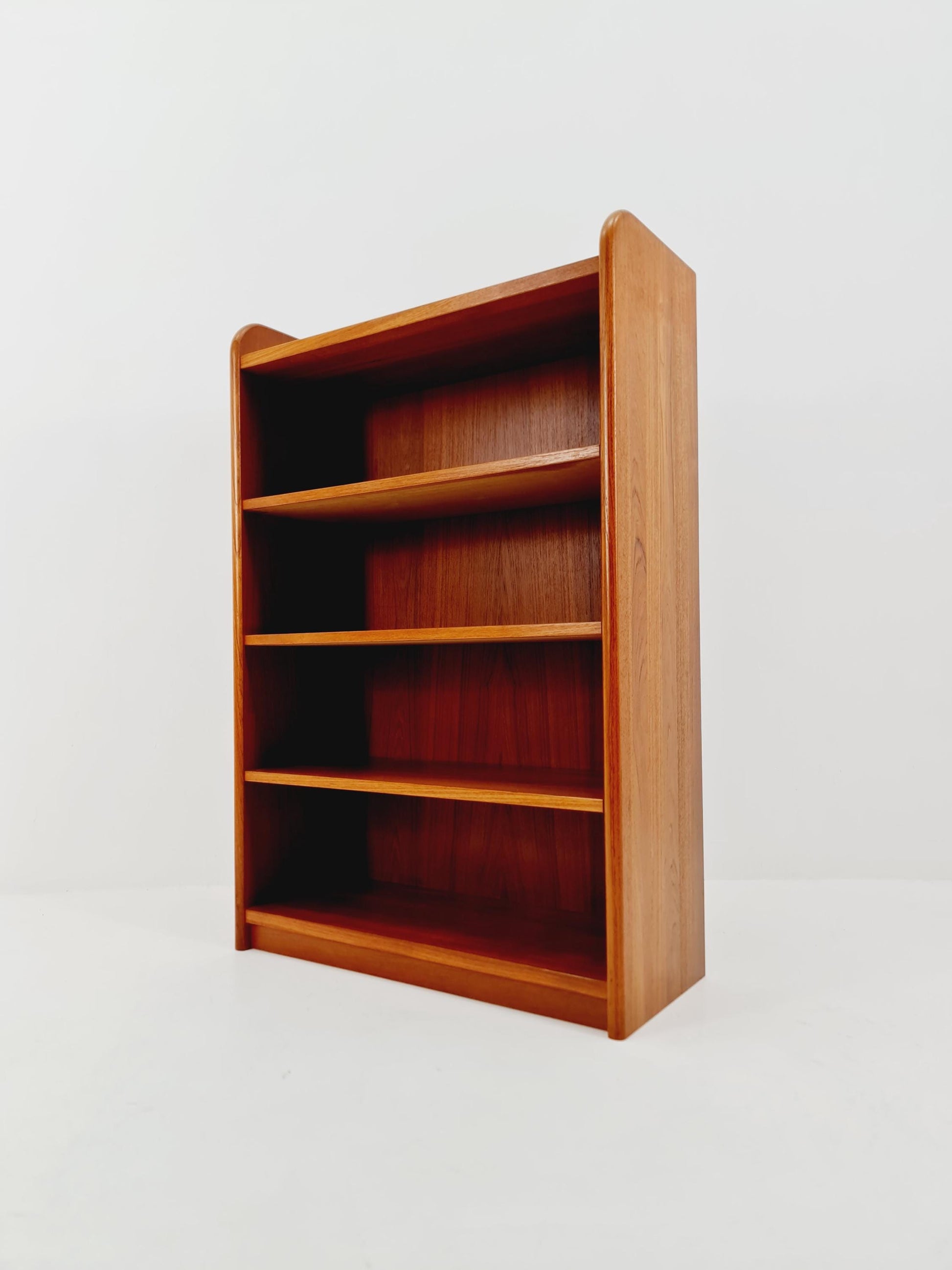 Danish freestanding vintage bookshelf system/ book case teak, Bornholm 1970s