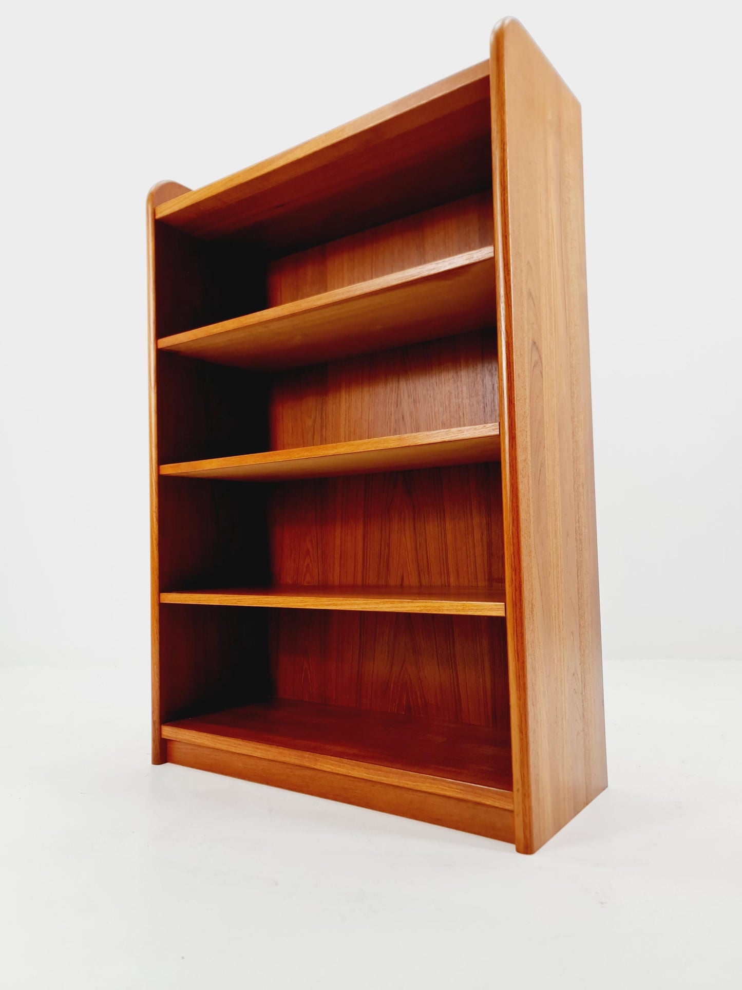 Danish freestanding vintage bookshelf system/ book case teak, Bornholm 1970s