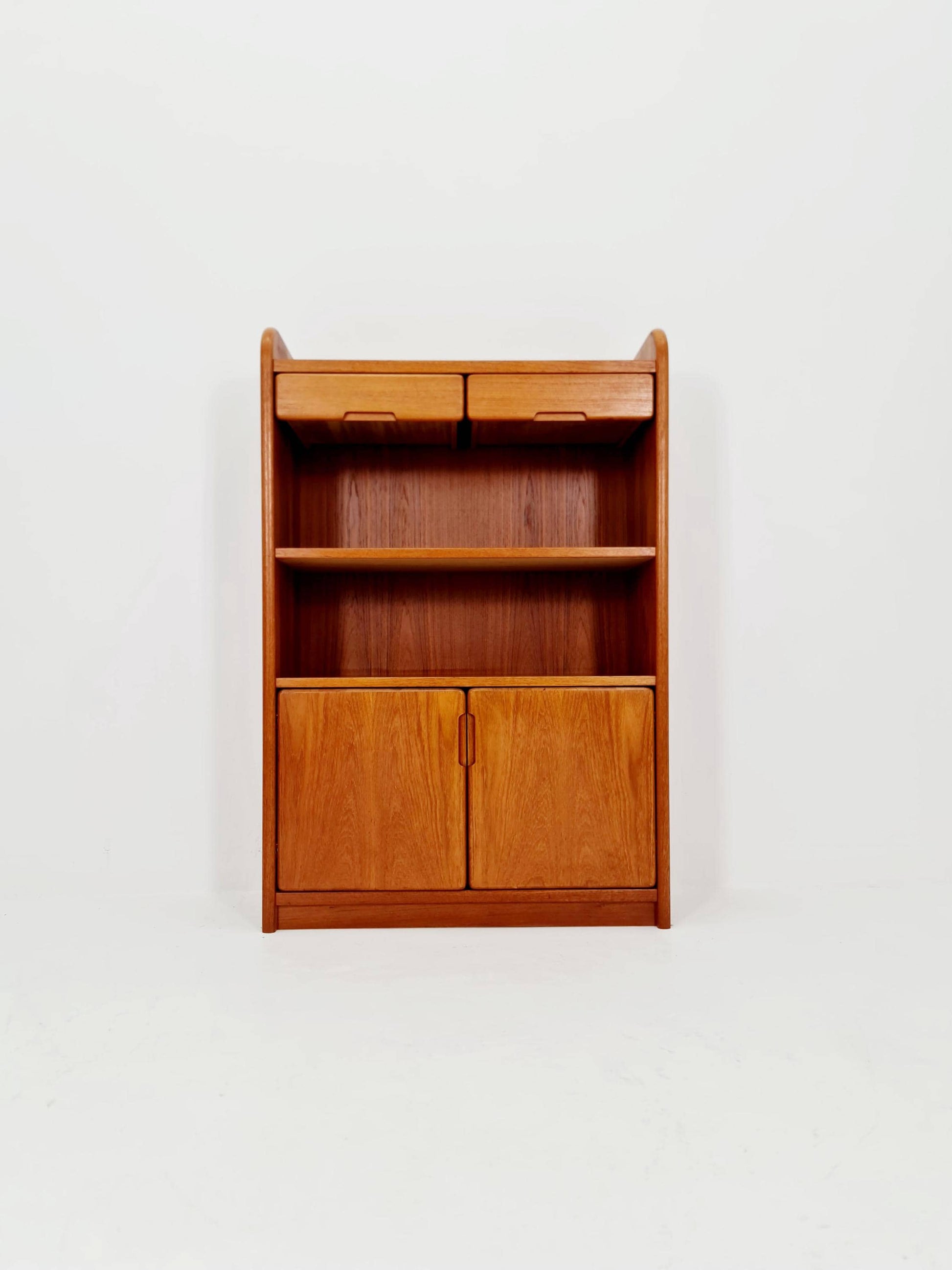 Danish freestanding vintage bookshelf system/ book case teak, Bornholm 1970s