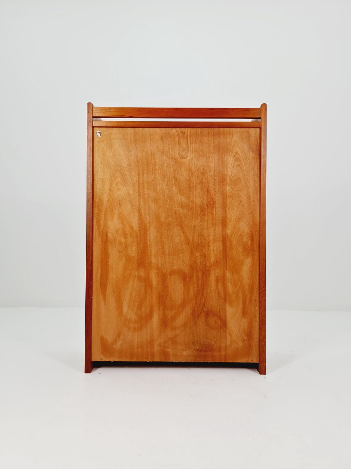 Danish freestanding vintage bookshelf system/ book case teak, Bornholm 1970s