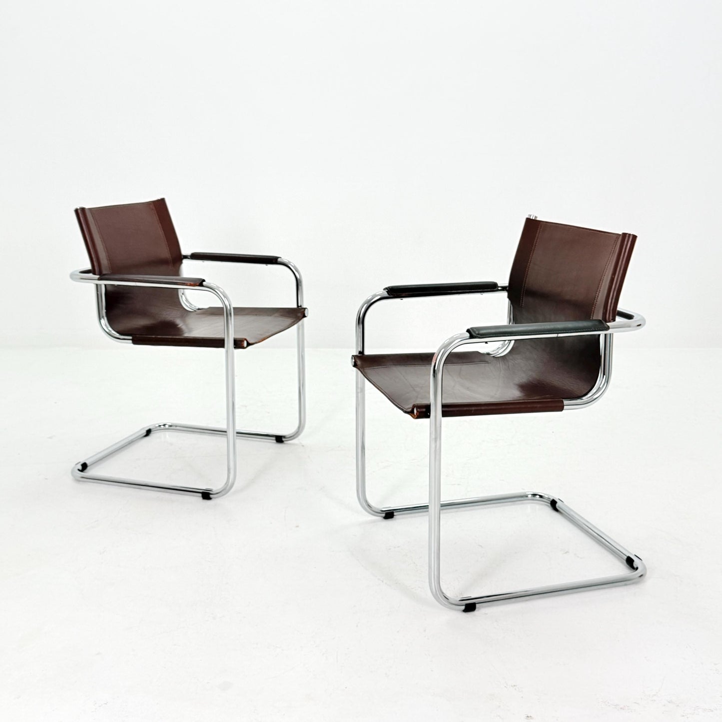 Set of 2 Matteo Grassi MG5 Visitor Chairs in Brown Leather – Bauhaus Cantilever Design by Mart Stam & Marcel Breuer, Italy 1970s