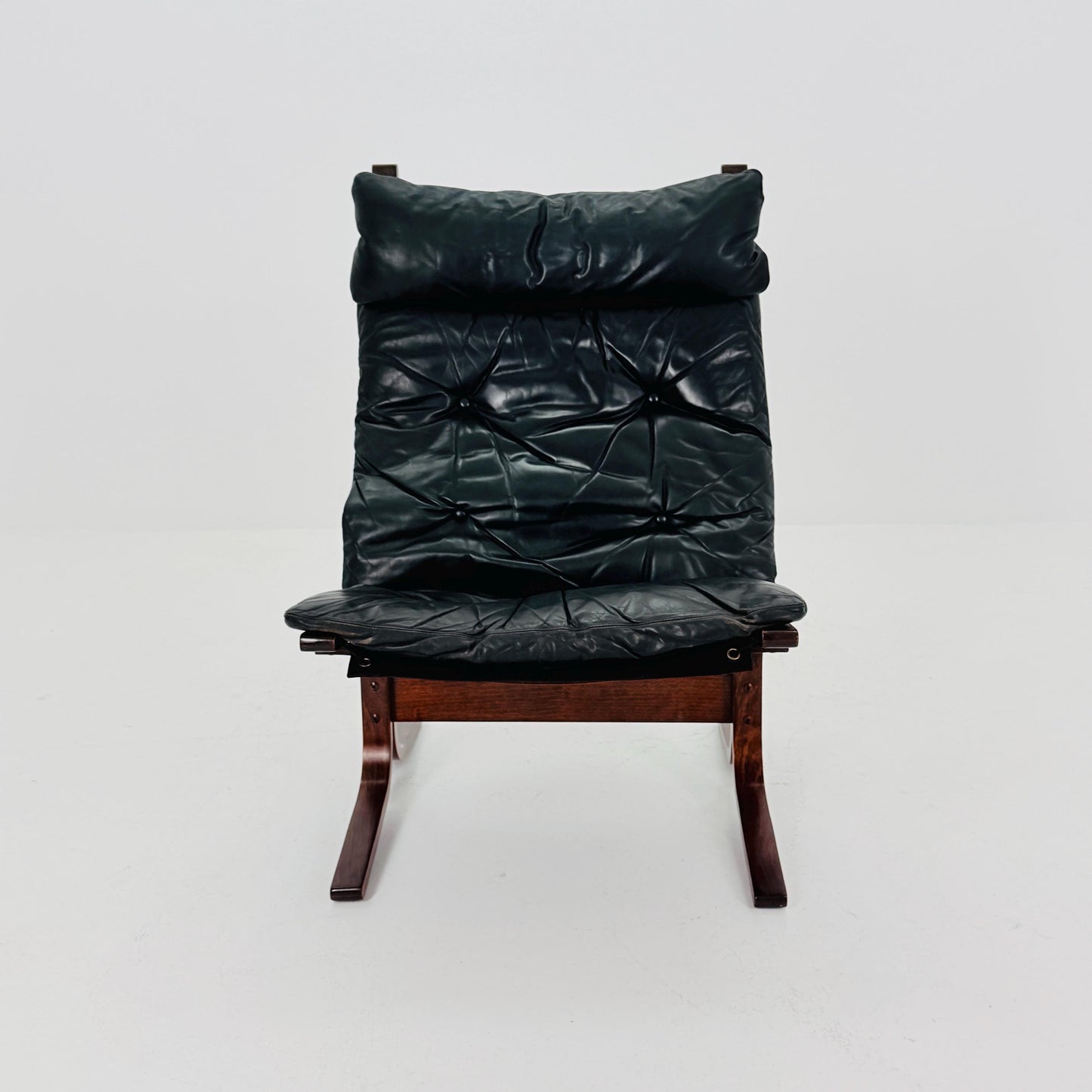 Mid century armchair “Siesta” by Ingmar Relling, Westnofa Furniture, Norway. 1960s
