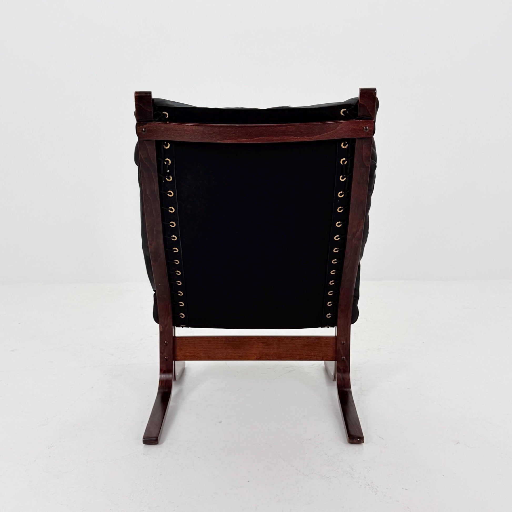 Mid century armchair “Siesta” by Ingmar Relling, Westnofa Furniture, Norway. 1960s