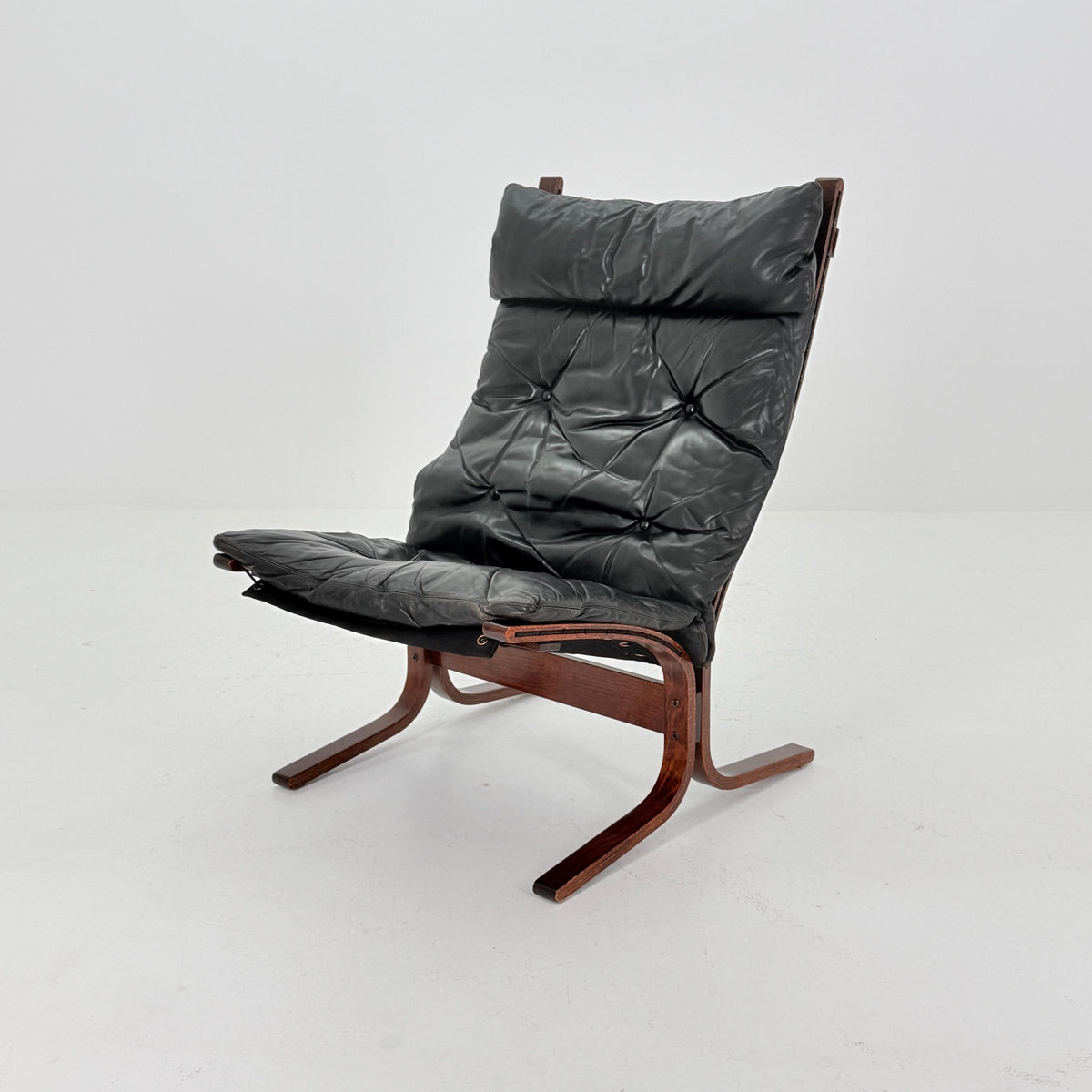 Mid century armchair “Siesta” by Ingmar Relling, Westnofa Furniture, Norway. 1960s