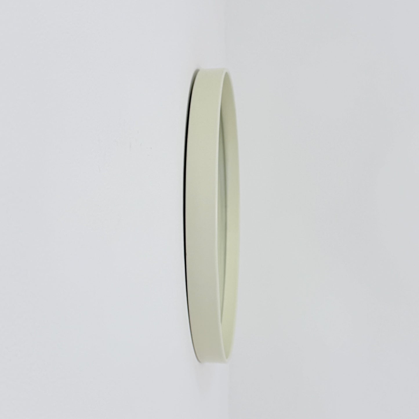 Space Age \Mid-Century white cream Round Mirrror, 1970s Italy