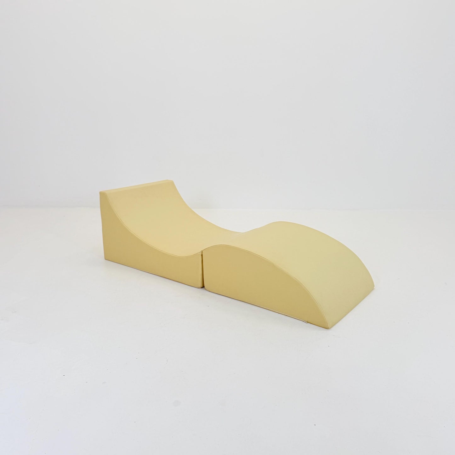 MCM Talamo Italia “Andreina” Folding Bed – Single Bed / Chaise Longue – 1990s Italian Design