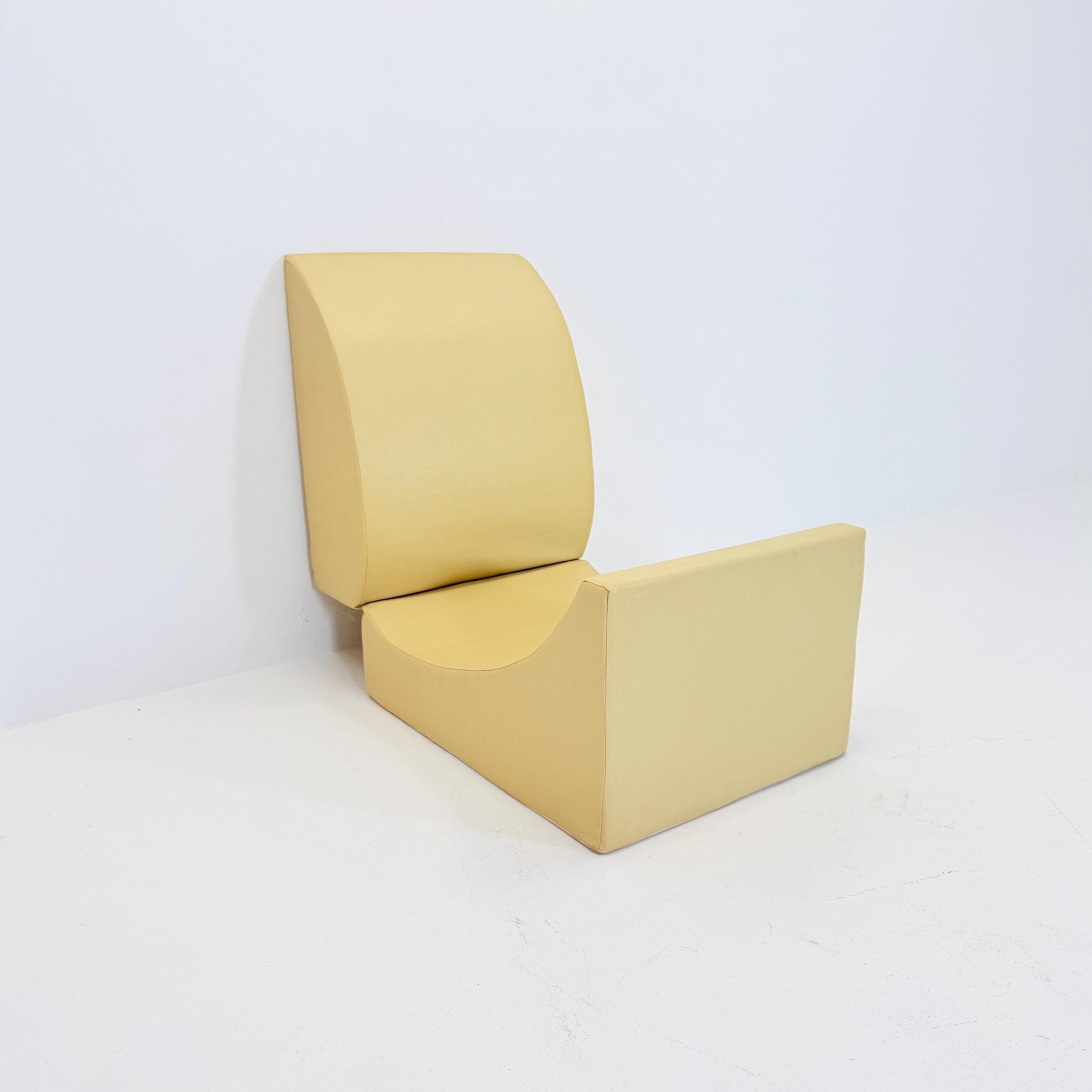 MCM Talamo Italia “Andreina” Folding Bed – Single Bed / Chaise Longue – 1990s Italian Design