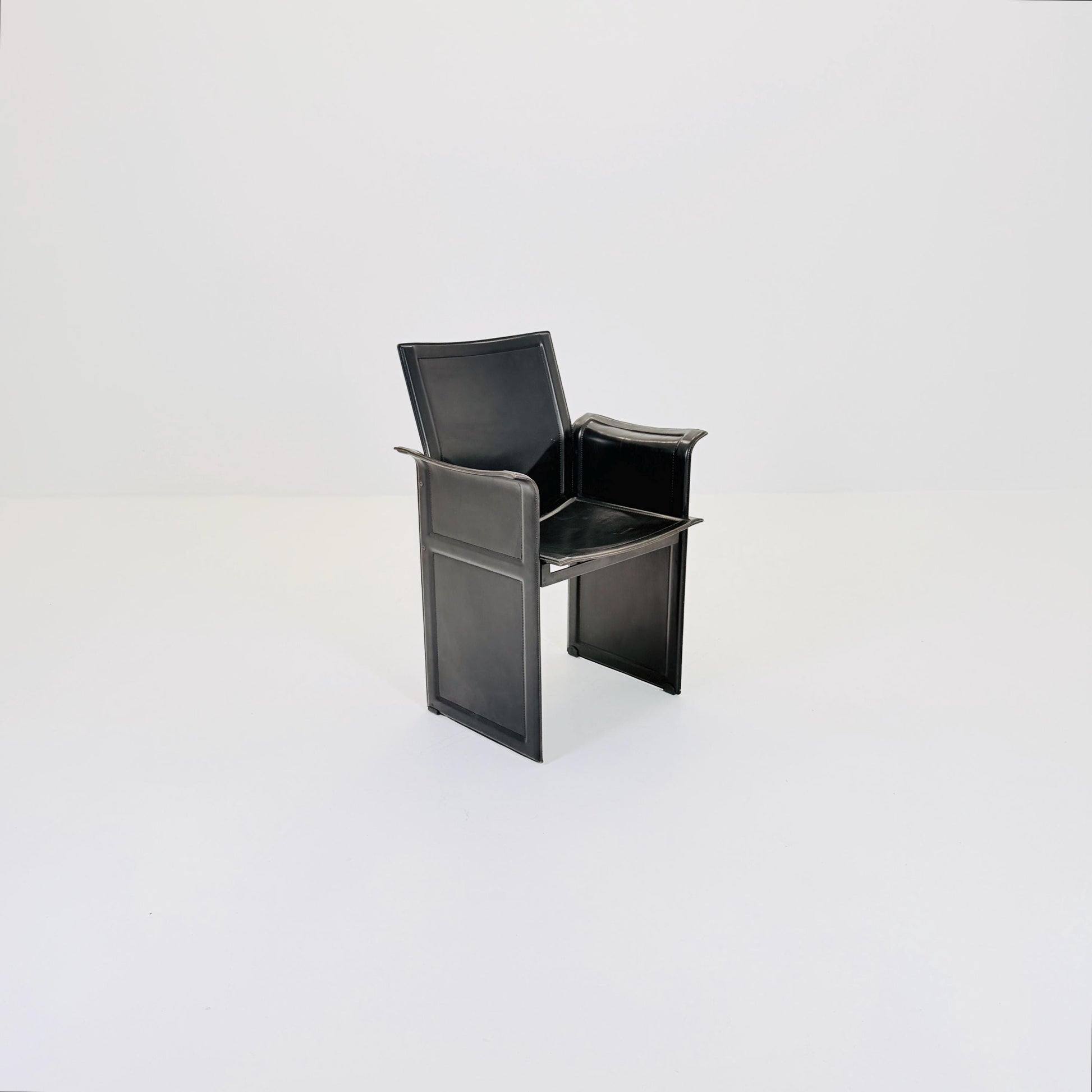 1 of 2 Mid-Century Italian “Korium” KM1 Black Leather Armchair by Tito Agnoli for Matteo Grassi, 1970s