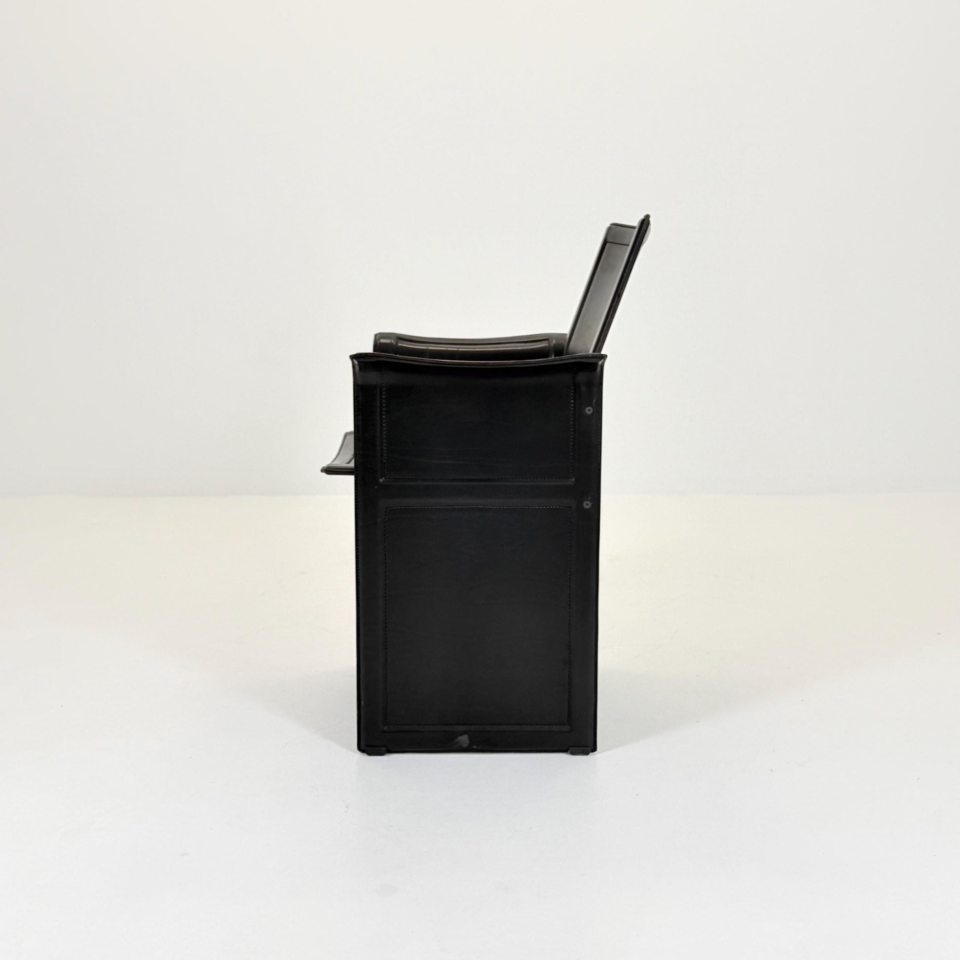 1 of 2 Mid-Century Italian “Korium” KM1 Black Leather Armchair by Tito Agnoli for Matteo Grassi, 1970s