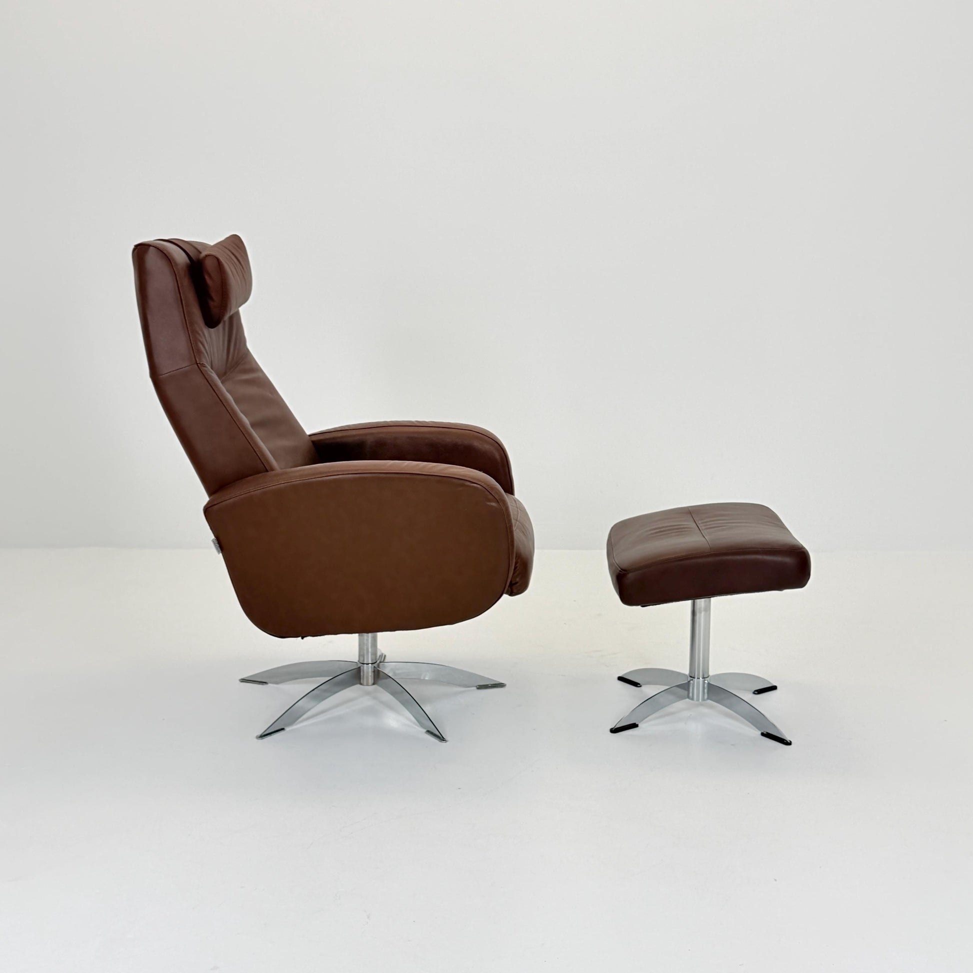Mid Century Hjort Knudsen Danish Spinning Armchair & Ottoman – Brown Leather Swivel Lounge Chair – Denmark 1990s MCM