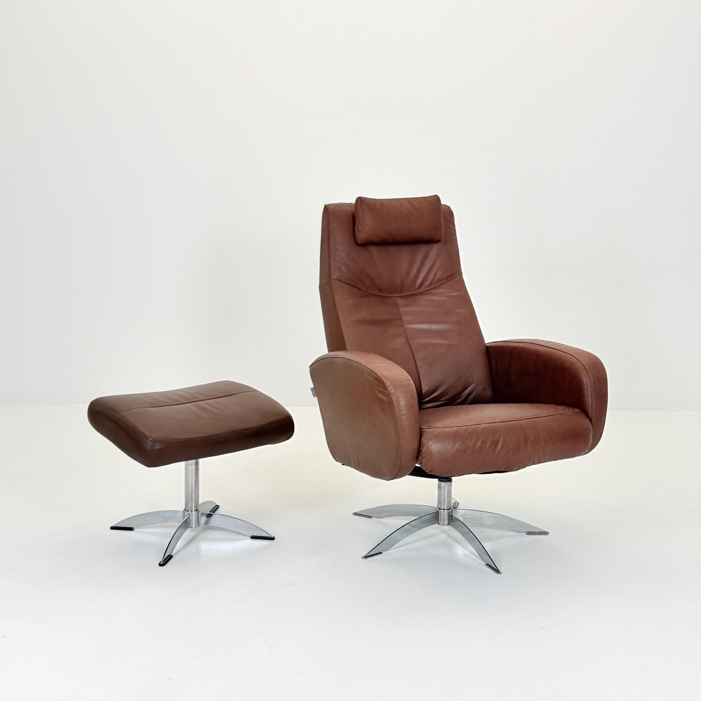 Mid Century Hjort Knudsen Danish Spinning Armchair & Ottoman – Brown Leather Swivel Lounge Chair – Denmark 1990s MCM