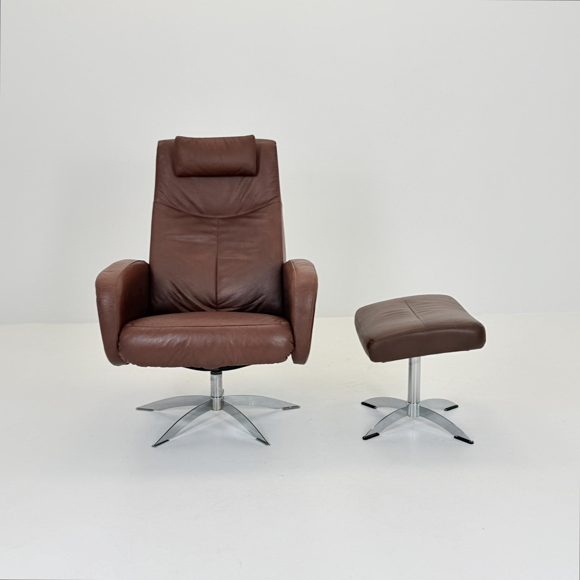 Mid Century Hjort Knudsen Danish Spinning Armchair & Ottoman – Brown Leather Swivel Lounge Chair – Denmark 1990s MCM