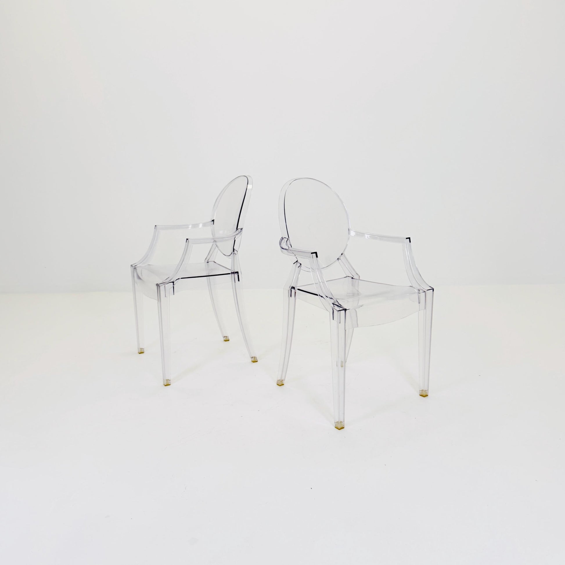 Set of 2 Louis Ghost Armchairs by Philippe Starck for Kartell – Transparent Polycarbonate Chairs, Italy 2000s