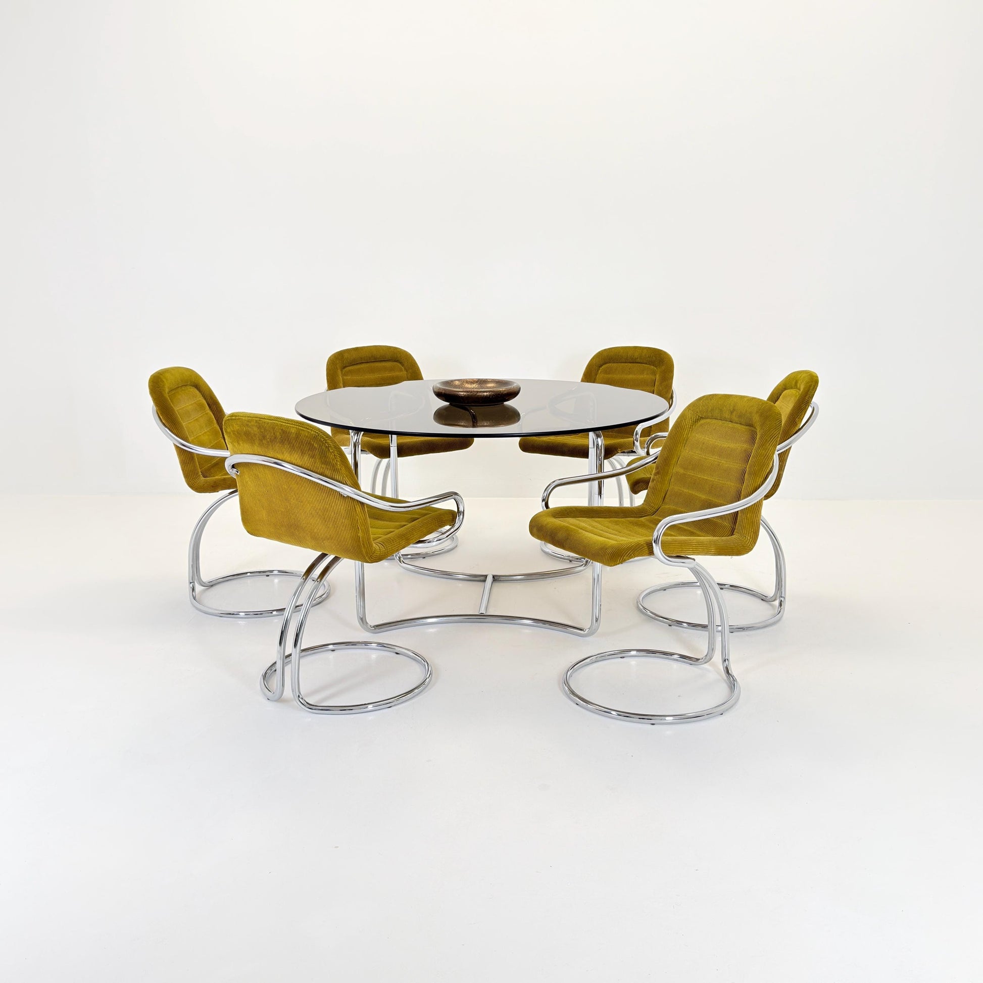 Set of 6 Mid century Cantilever Dining Chairs by Gastone Rinaldi Cantilever Dining Chairs – for RIMA Italy 1970s