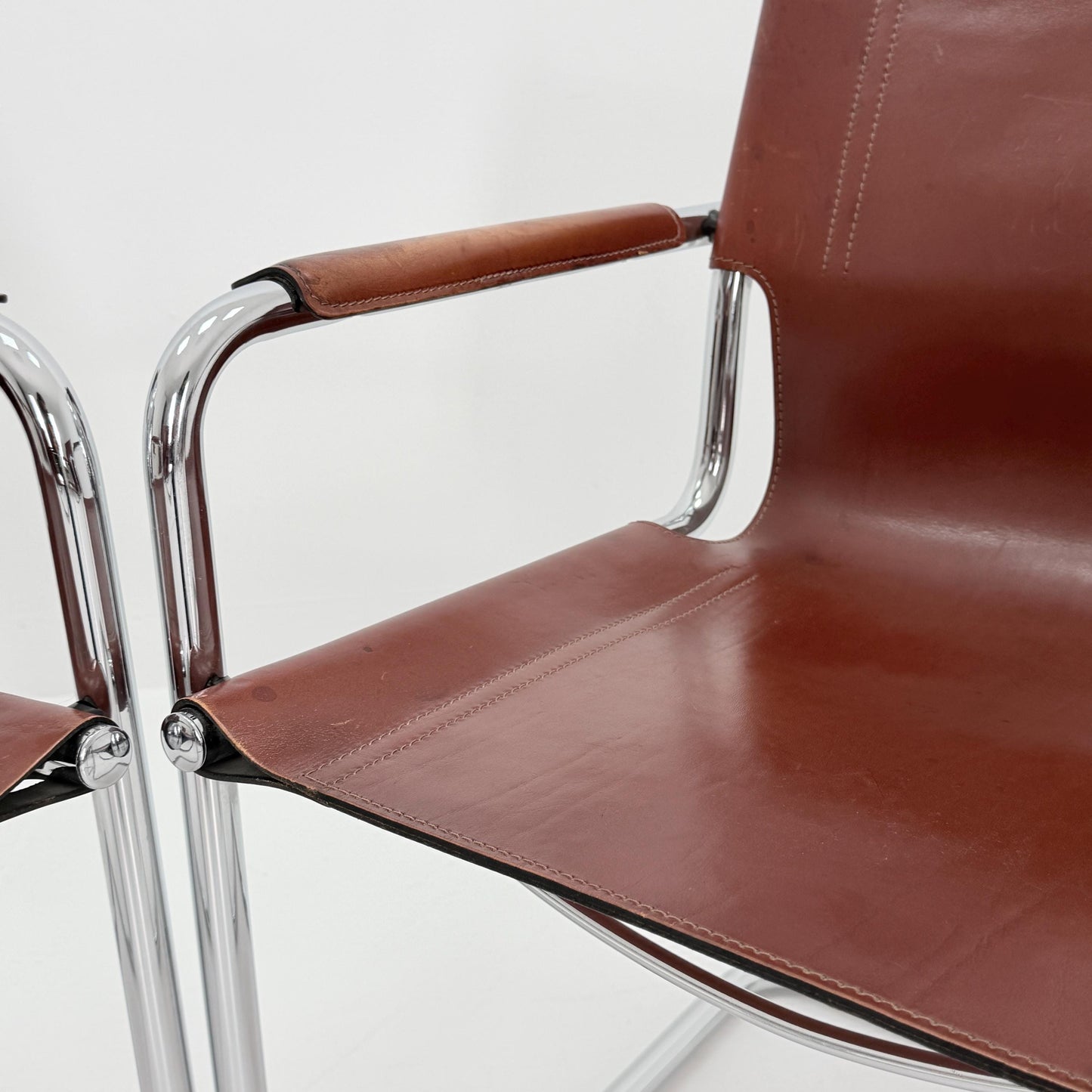 Mid century Matteo Grassi MG5 Dark Cognac Leather Bauhaus Chair, 1980s Italy — Mart Stam & Marcel Breuer