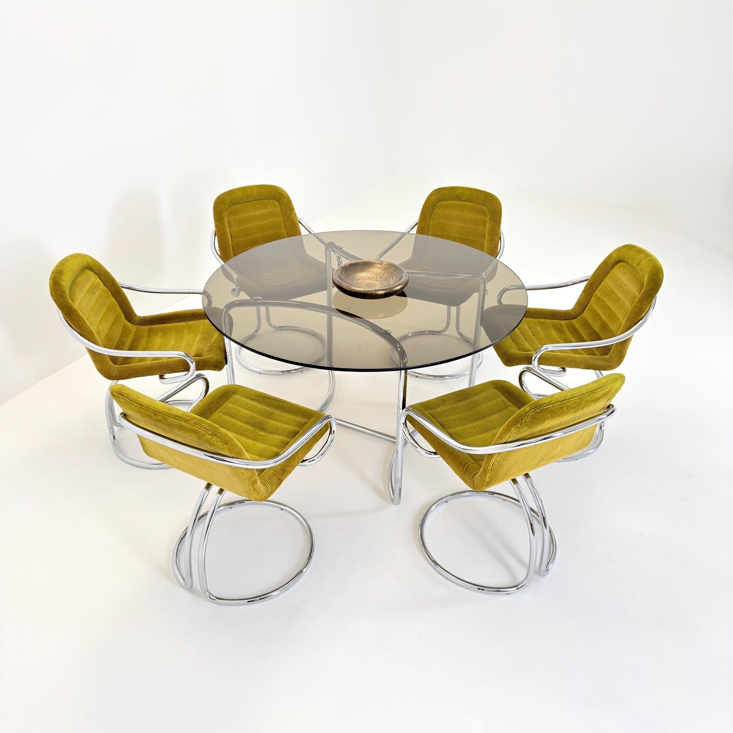 Complete Mid-Century Italian Dining Set – Vittorio Introini Round Smoked Glass Table + 6 Gastone Rinaldi Chrome Cantilever Chairs, 1970s