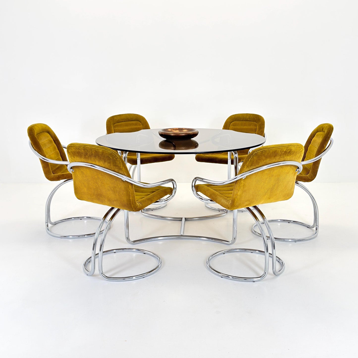 Complete Mid-Century Italian Dining Set – Vittorio Introini Round Smoked Glass Table + 6 Gastone Rinaldi Chrome Cantilever Chairs, 1970s