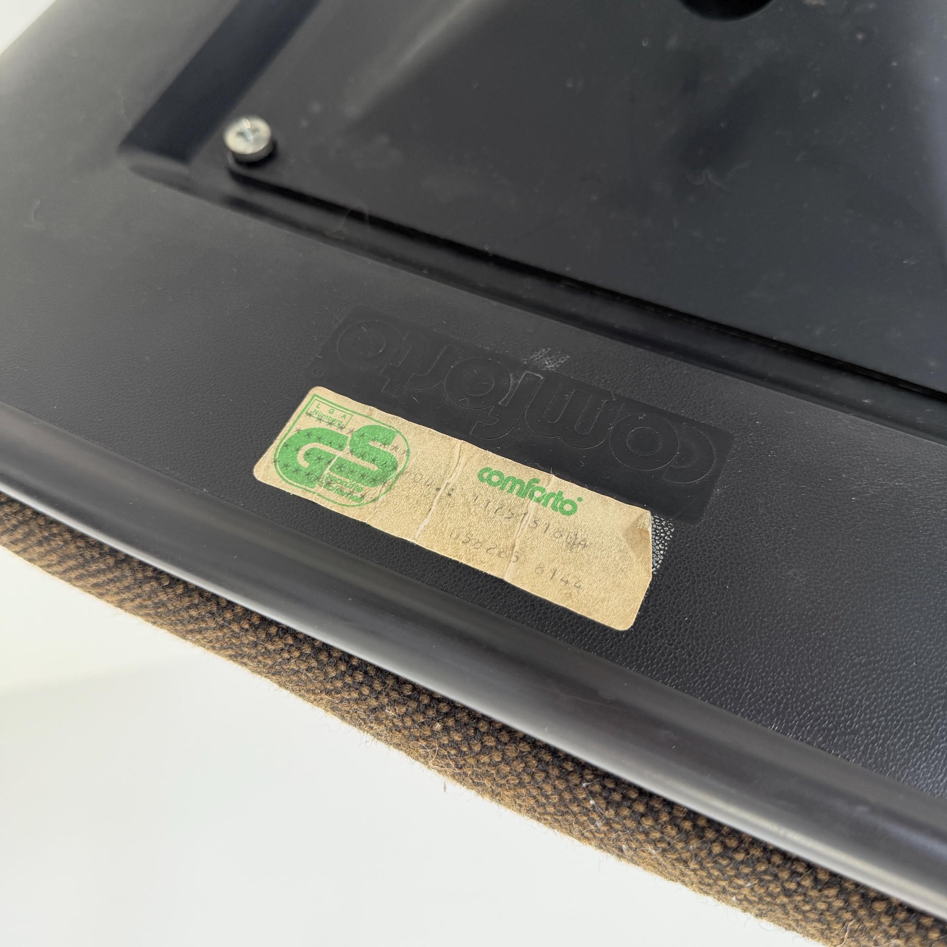 1 of 5 Mid-Century Modern, Desk - Office Chair – by Charles Pollock for Comforto Germany 1970s