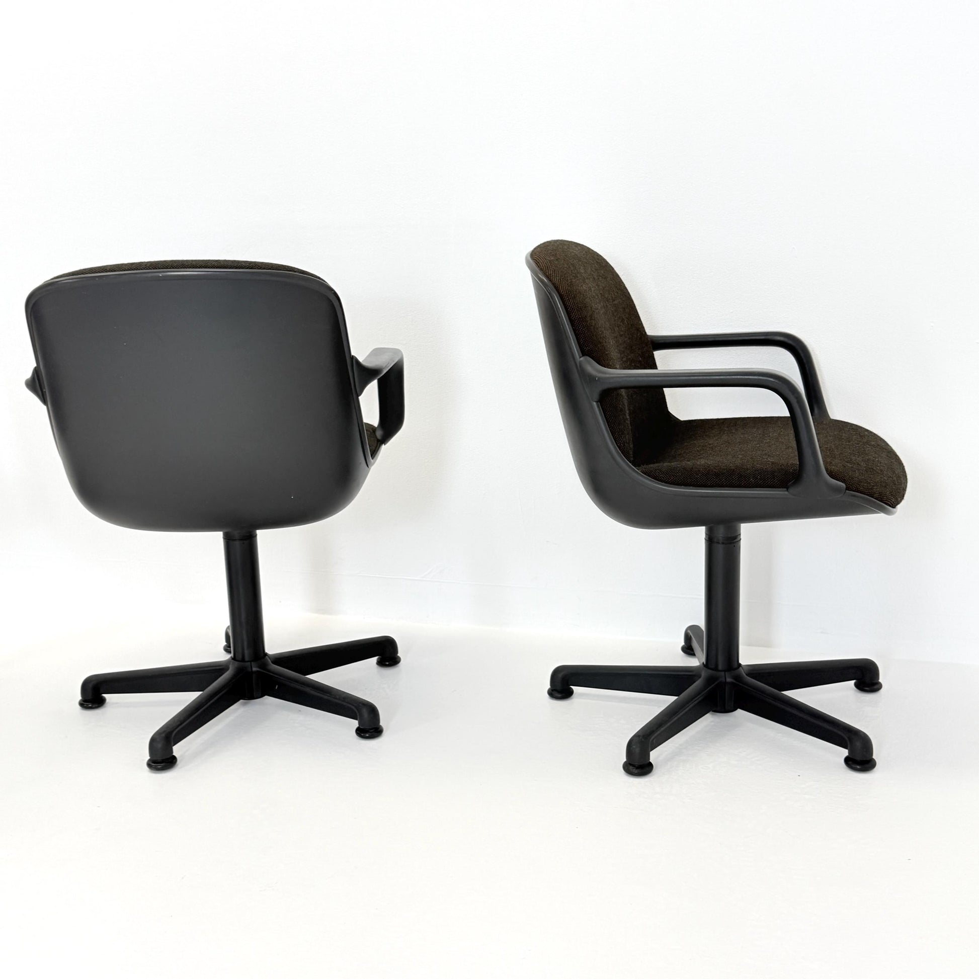 1 of 5 Mid-Century Modern, Desk - Office Chair – by Charles Pollock for Comforto Germany 1970s