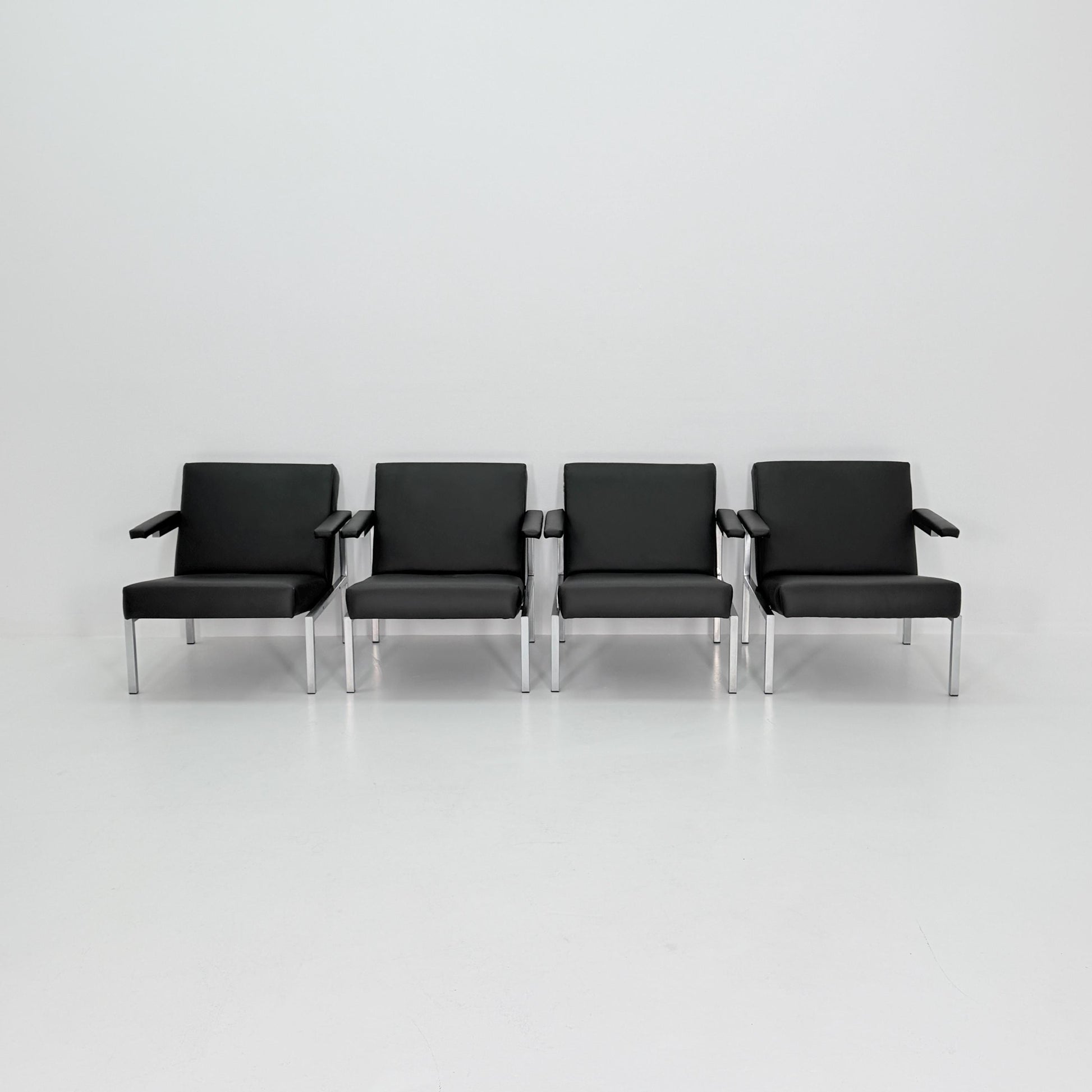 Set of 2 Mid Century Lounge Chairs by Martin Visser for Spectrum, Netherlands 1960s