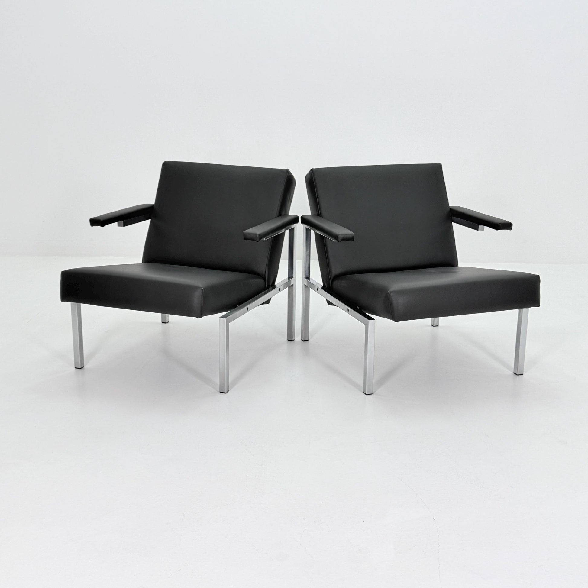 Set of 2 Mid Century Lounge Chairs by Martin Visser for Spectrum, Netherlands 1960s