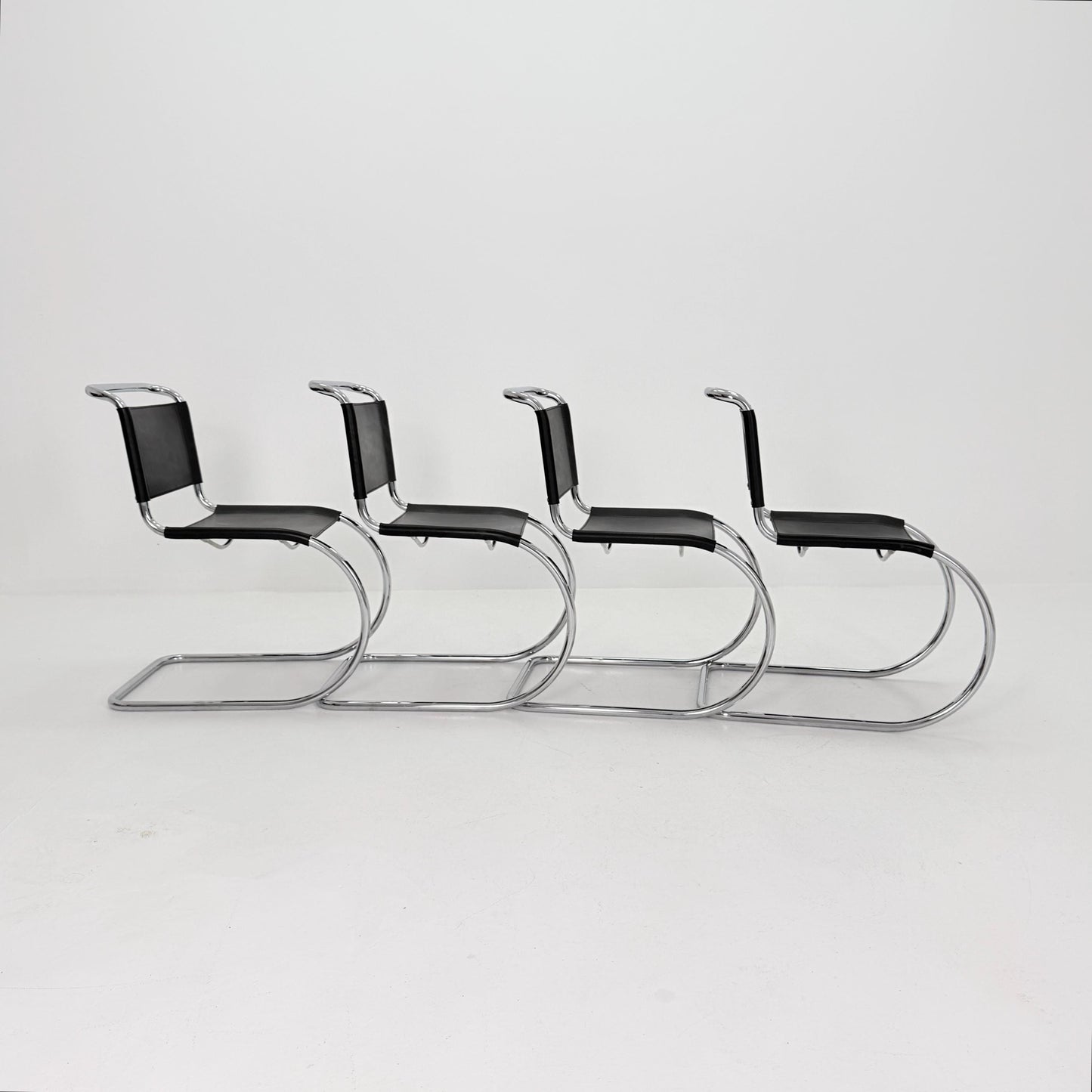 Set of 4 MR10 lounge black leather chairs design by Ludwig Mies van der Rohe , 1980s Italy