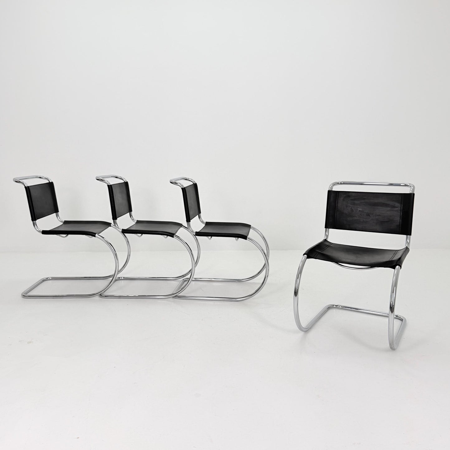 Set of 4 MR10 lounge black leather chairs design by Ludwig Mies van der Rohe , 1980s Italy
