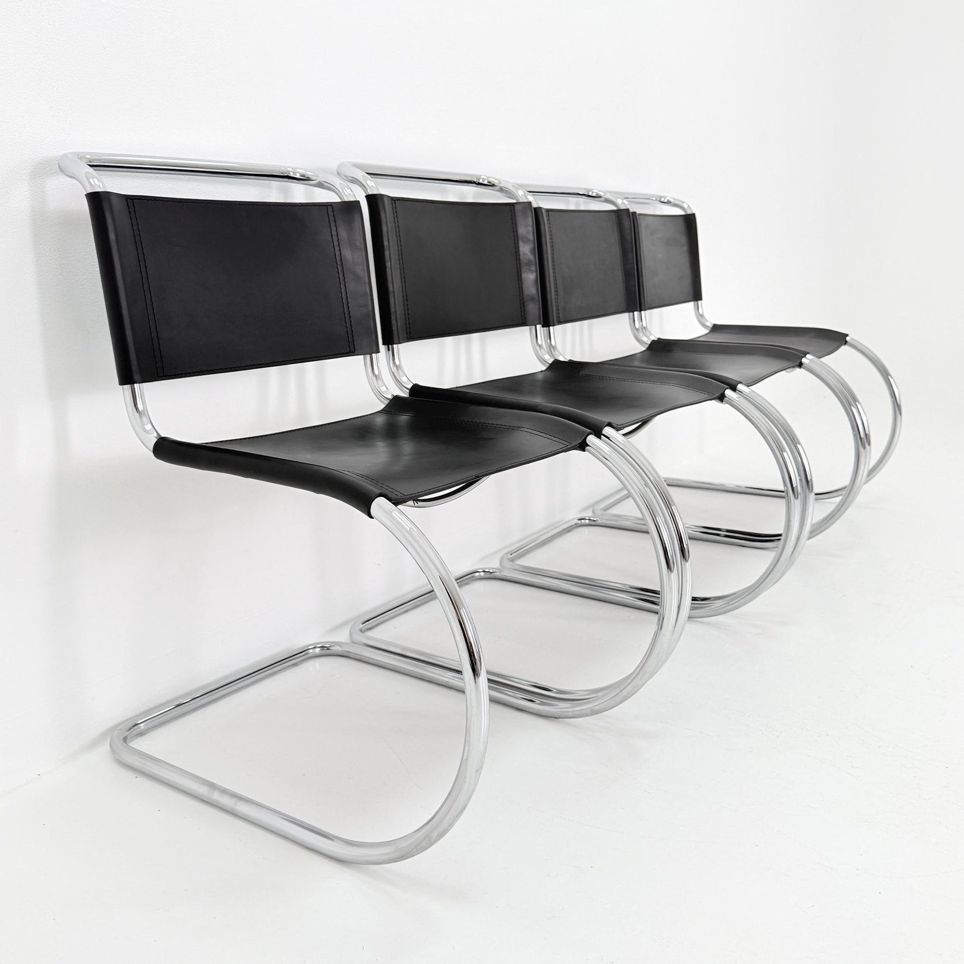 Set of 4 MR10 lounge black leather chairs design by Ludwig Mies van der Rohe , 1980s Italy