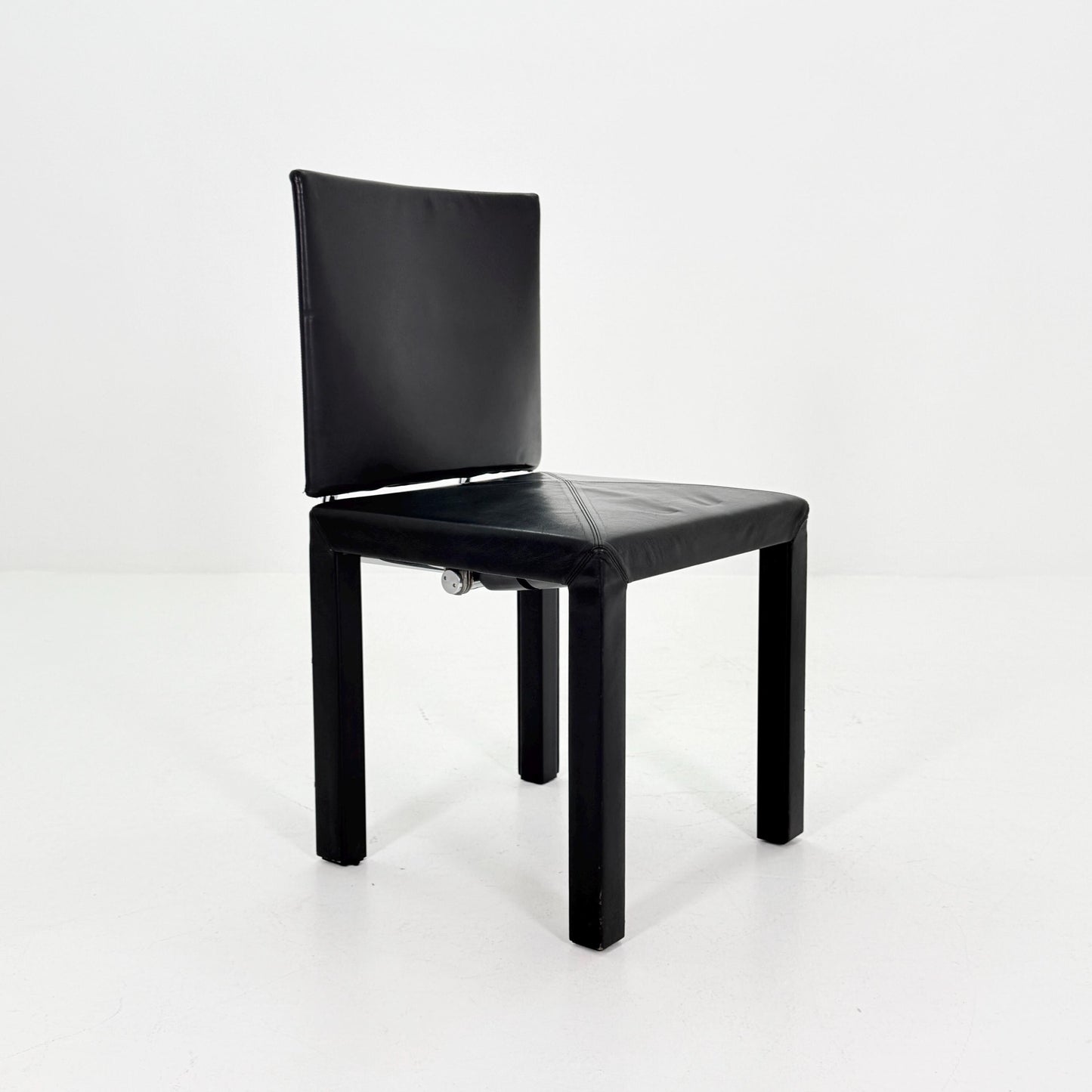 1 of 3 Mid Century Arcadia Dining Chairs by Paolo Piva for B&B Italia – Black Leather 1980s Italy