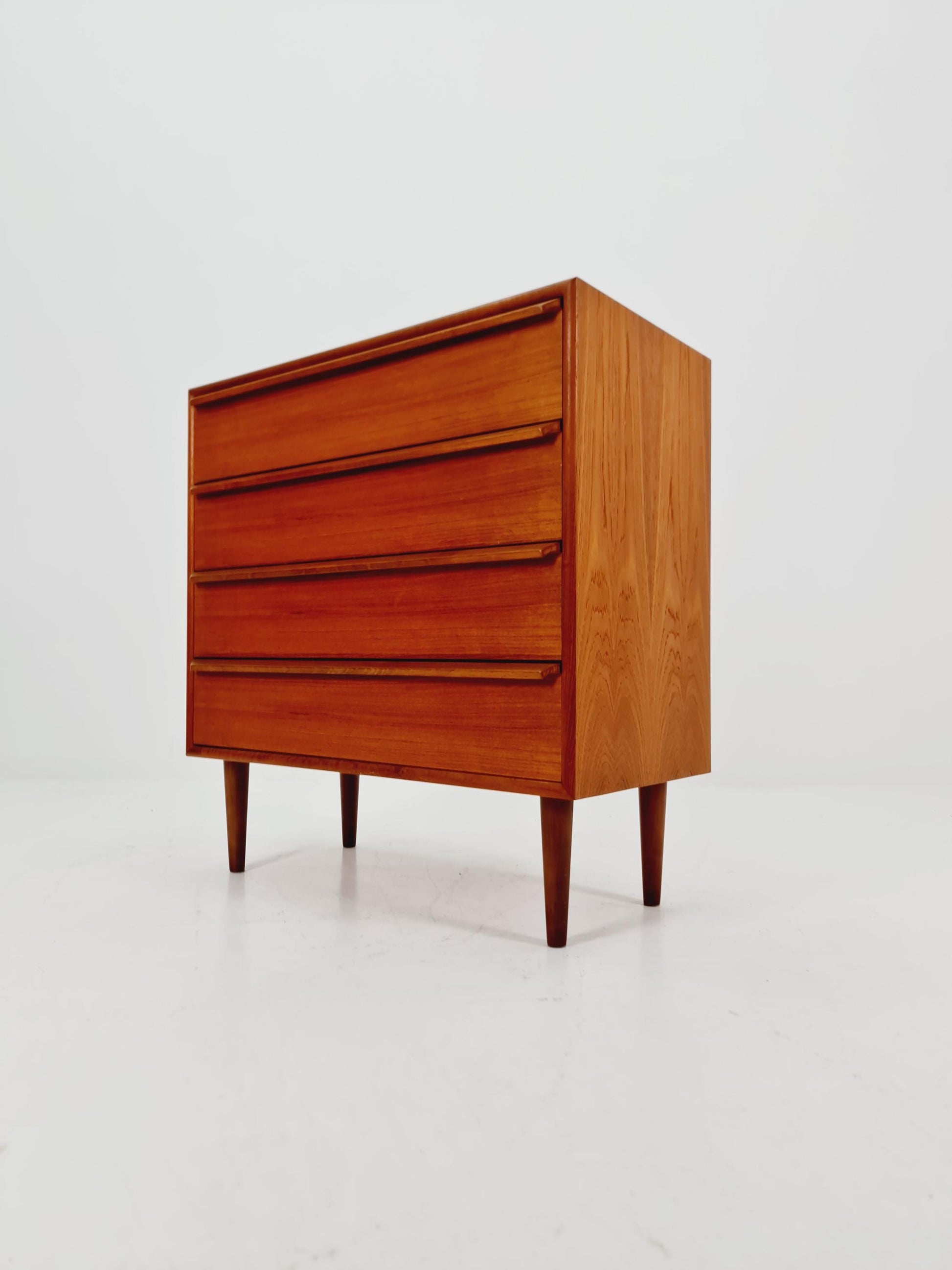 Midcentury danish design chest of drawers By Gunnar Tibergaard, 1960s
