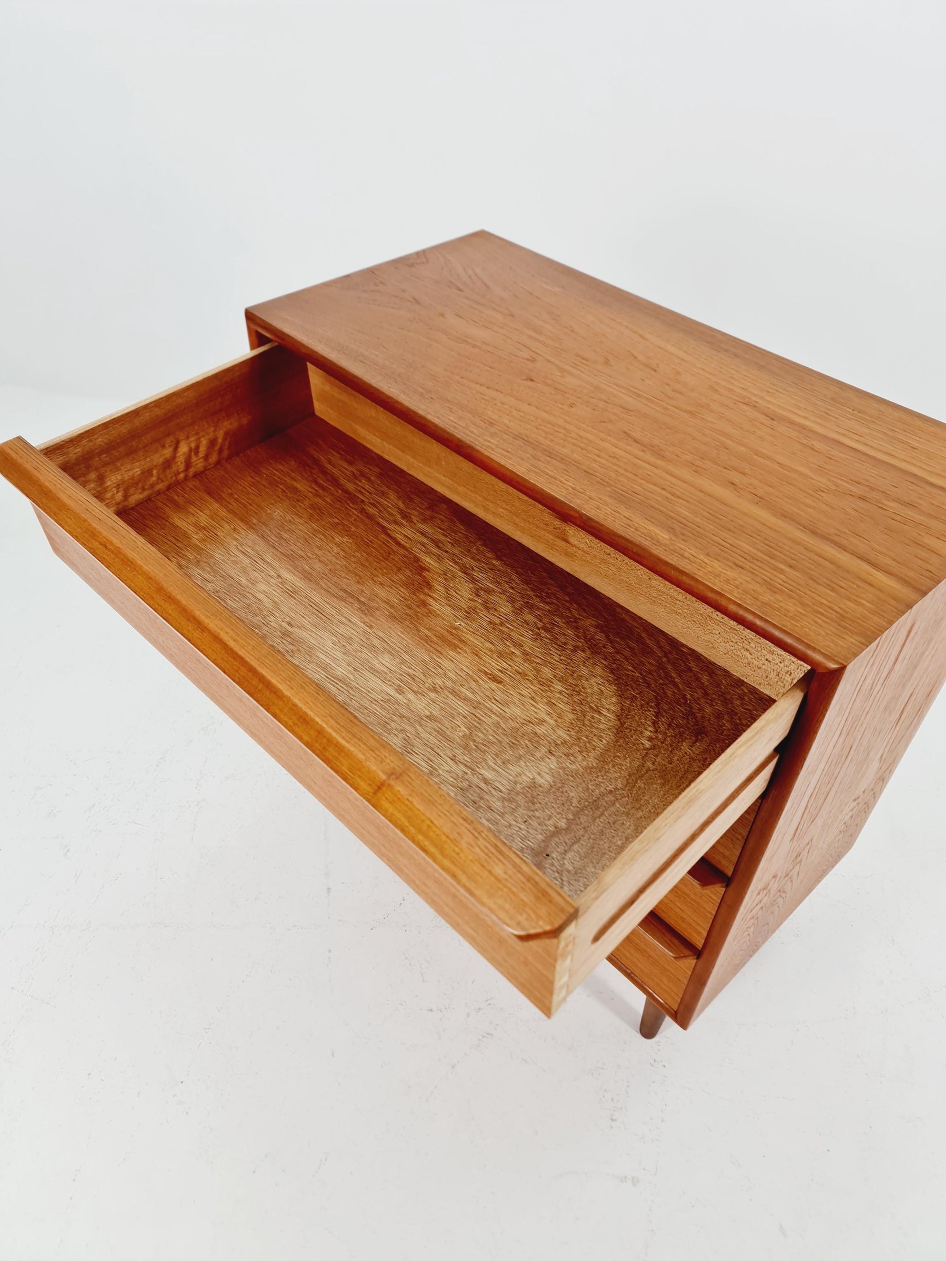 Midcentury danish design chest of drawers By Gunnar Tibergaard, 1960s