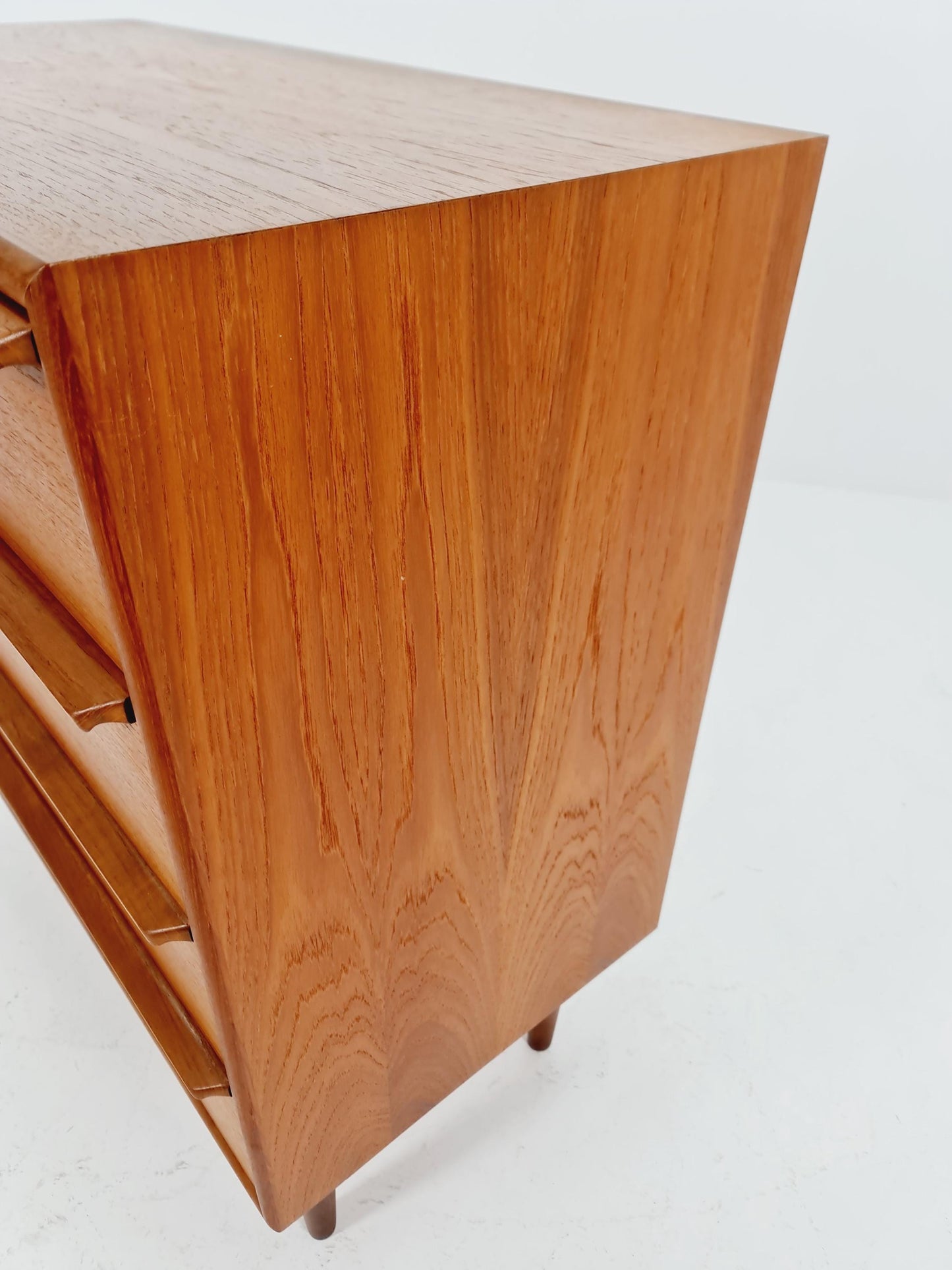 Midcentury danish design chest of drawers By Gunnar Tibergaard, 1960s